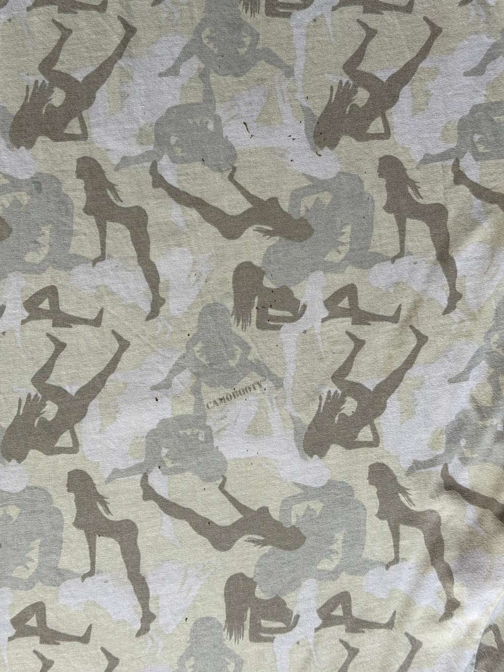 Camo Novelty Nude Silhouette 00's Camouflage T-Shirt - XL