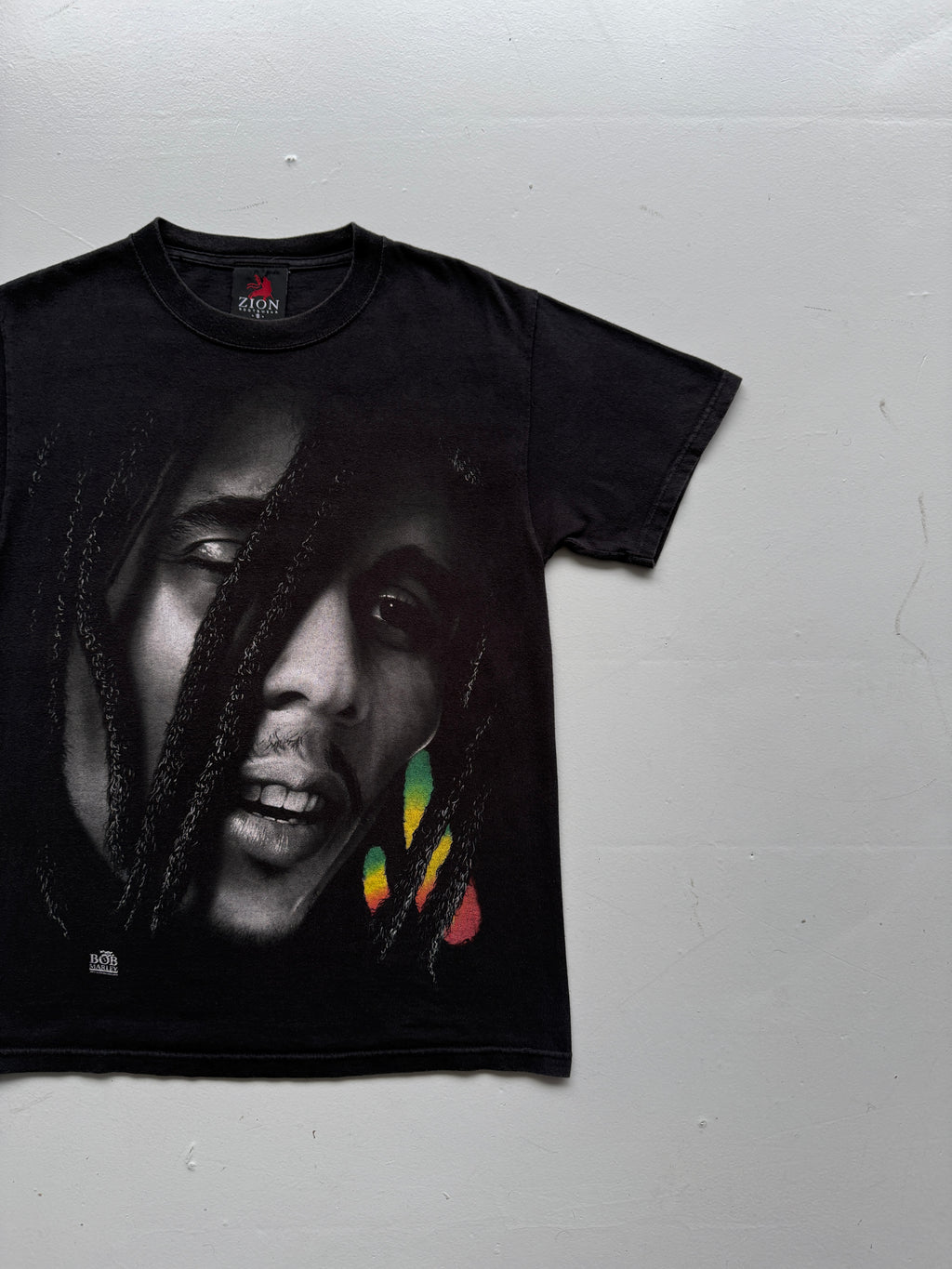 Black Bob Marley Big Face Graphic Vintage T-Shirt - Small