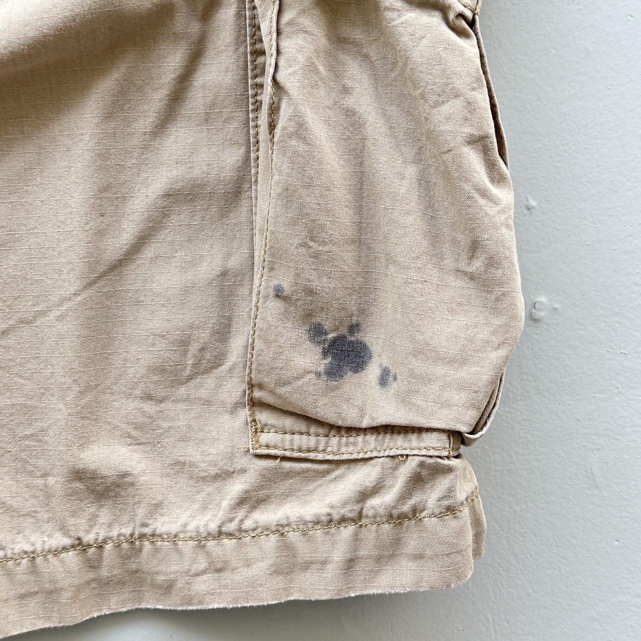 Tan Levi’s Cotton 00’s Cargo Shorts - 36"