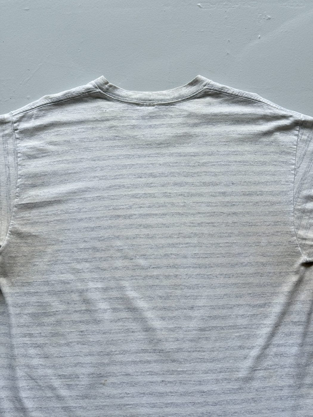 Savvy Sportswear Harvard University Graphic 90s Vintage Single Stitch T-Shirt -