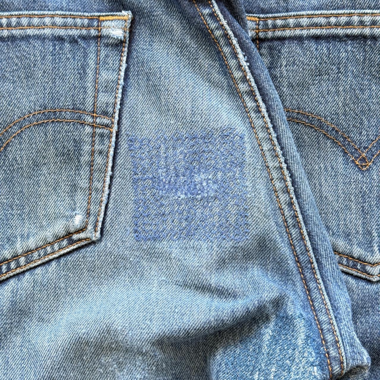 Blue Levi's Denim Straight Leg 90's Vintage Jeans - 32” x 31”