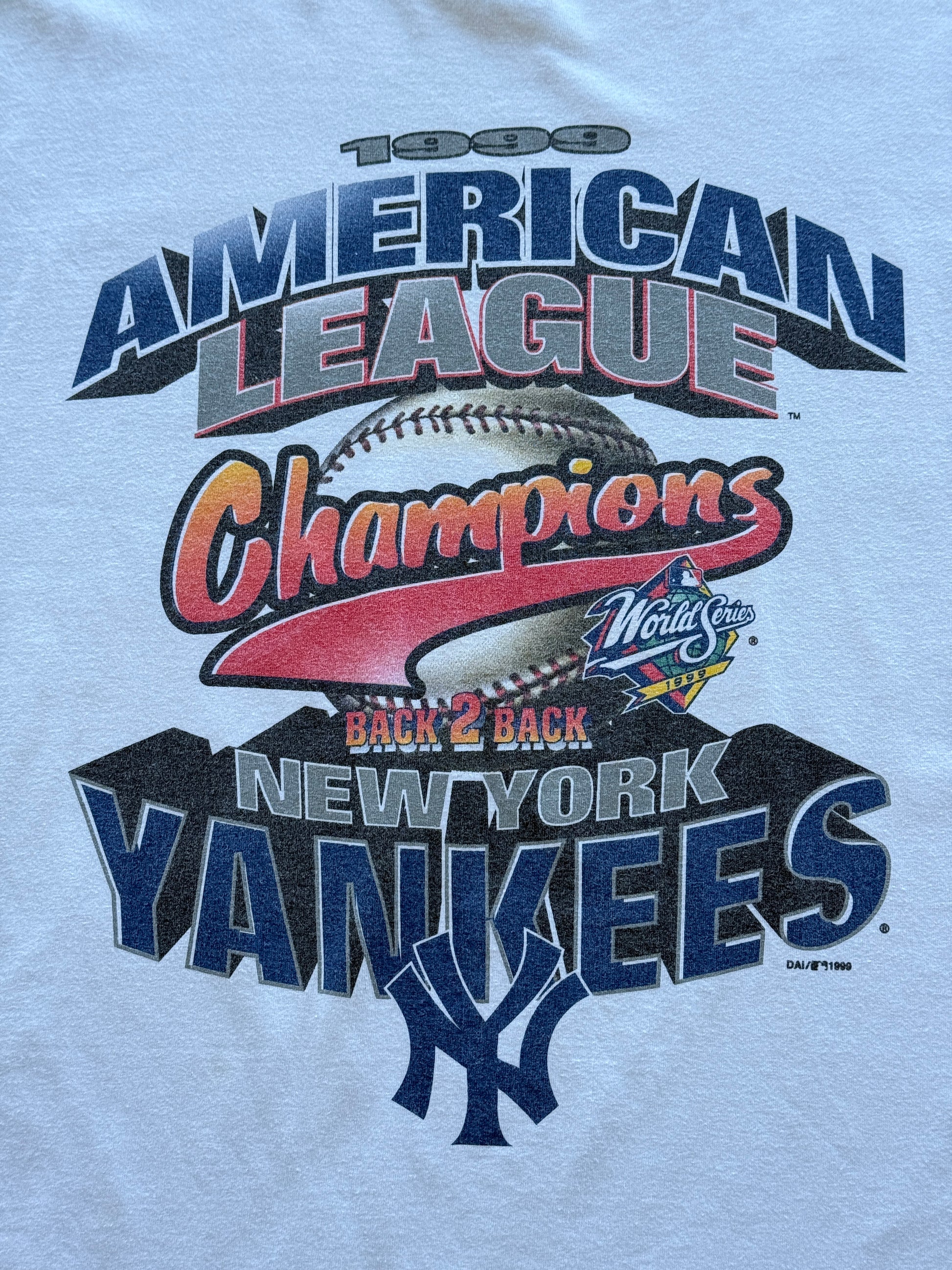 White New York Yankees 1999 World Series Back 2 Back Vintage Graphic T-Shirt - X