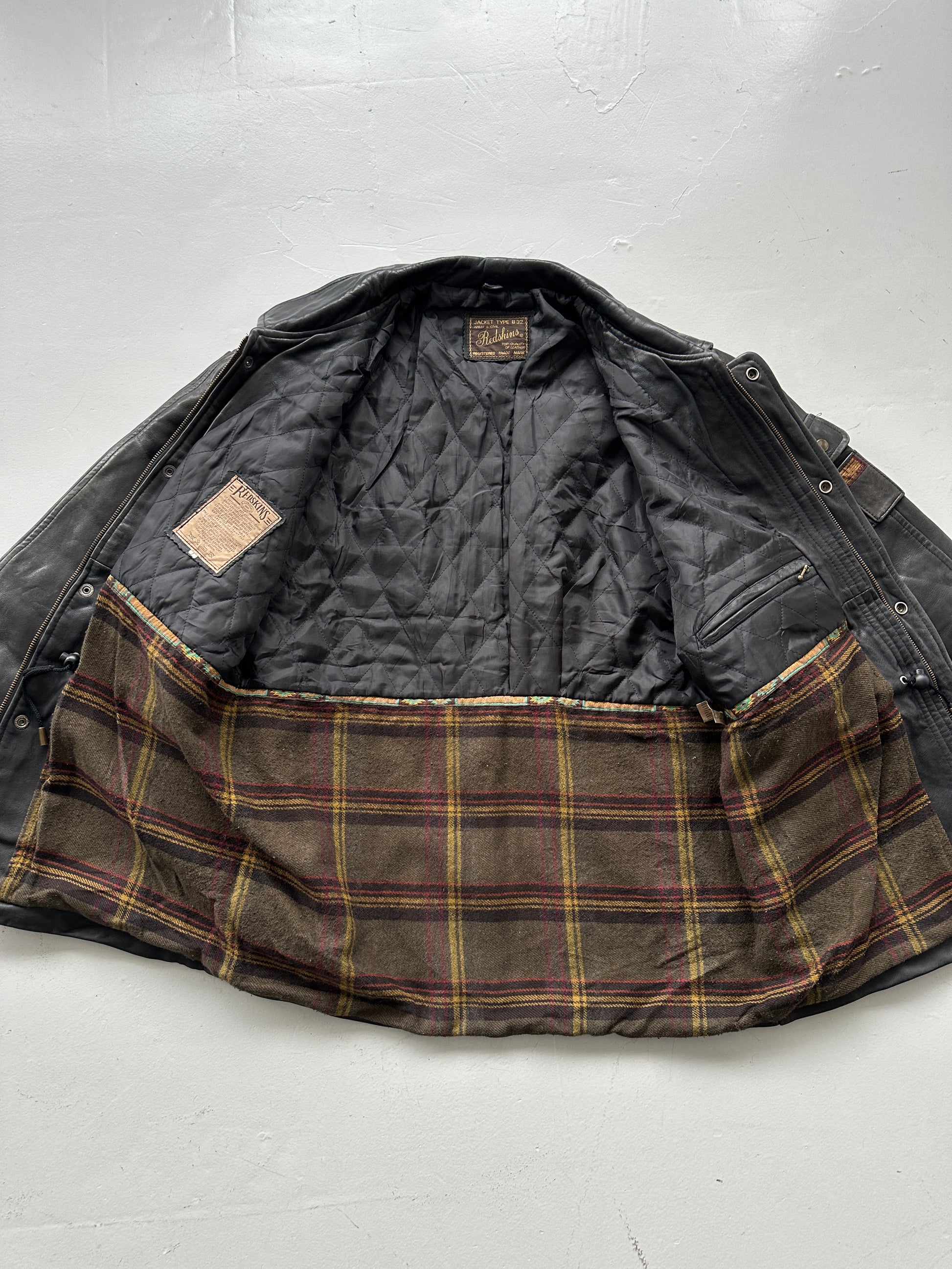 Black Vintage Redskins Leather Jacket 90's Army & Civil B32 - Large