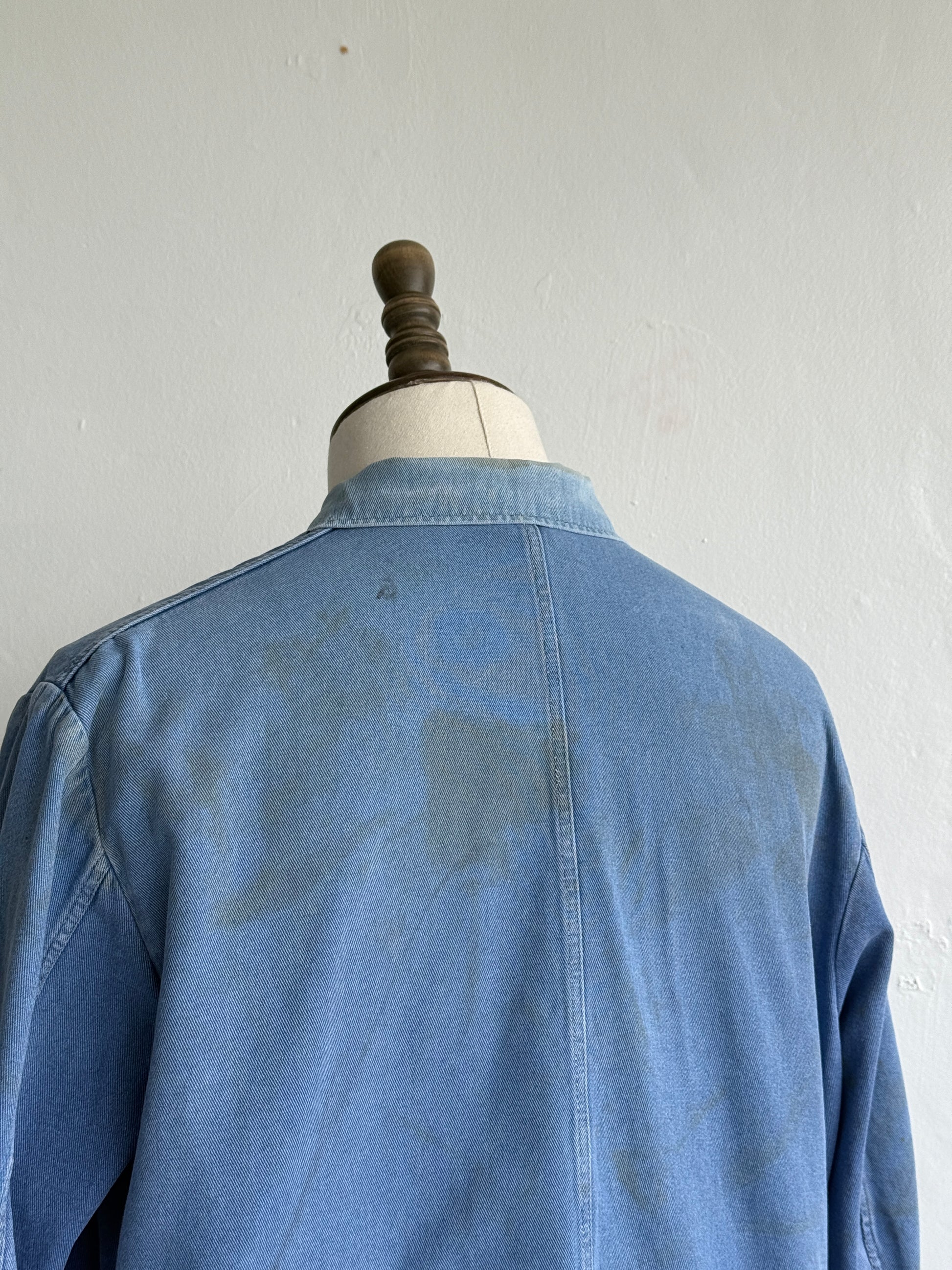 Thrashed Blue French Vintage Workwear Chore Jacket CH372 - Large