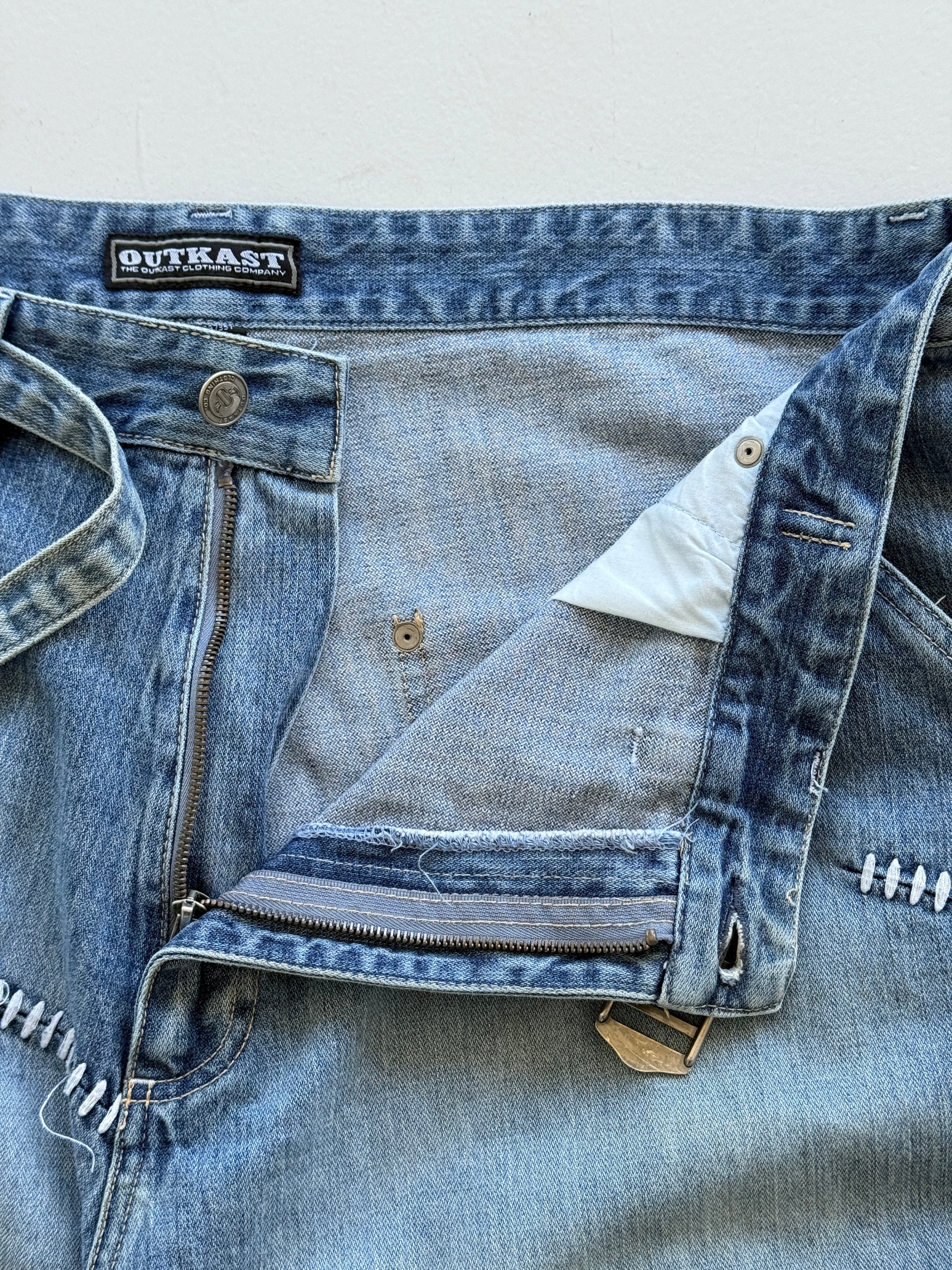 Light Blue Outkast 90's Vintage Baggy Hip Hop Denim Shorts - W40 x L12.5