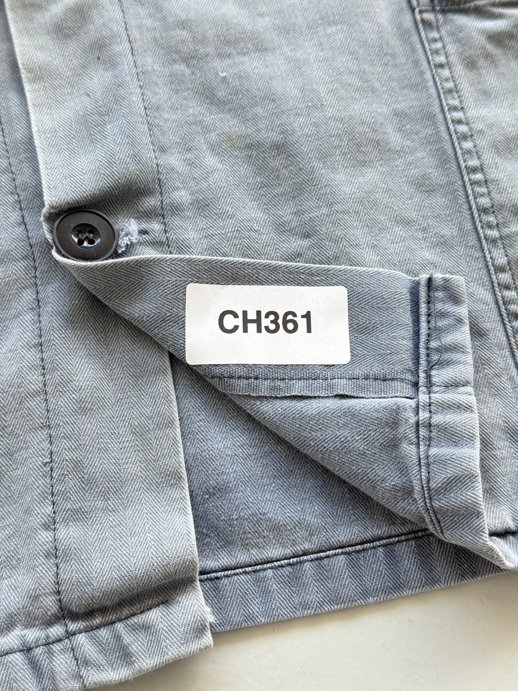 Thrashed Faded Blue French Vintage Workwear Chore Jacket CH361 - Small
