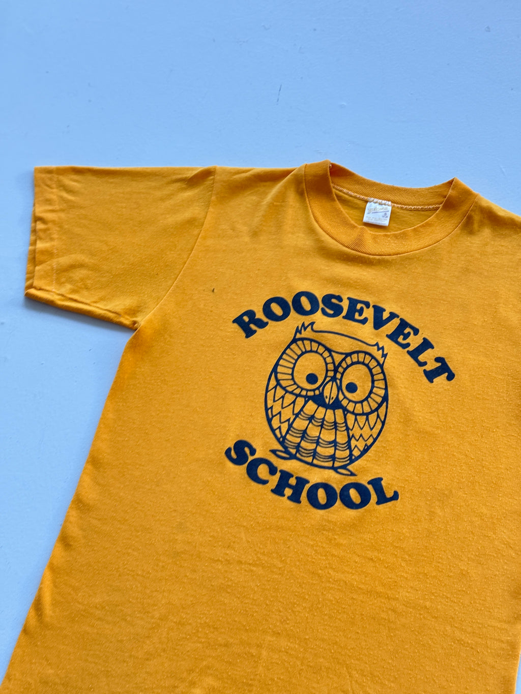 Gold Roosevelt School Owl 80's Vintage Single Stitch Graphic T-Shirt - Small