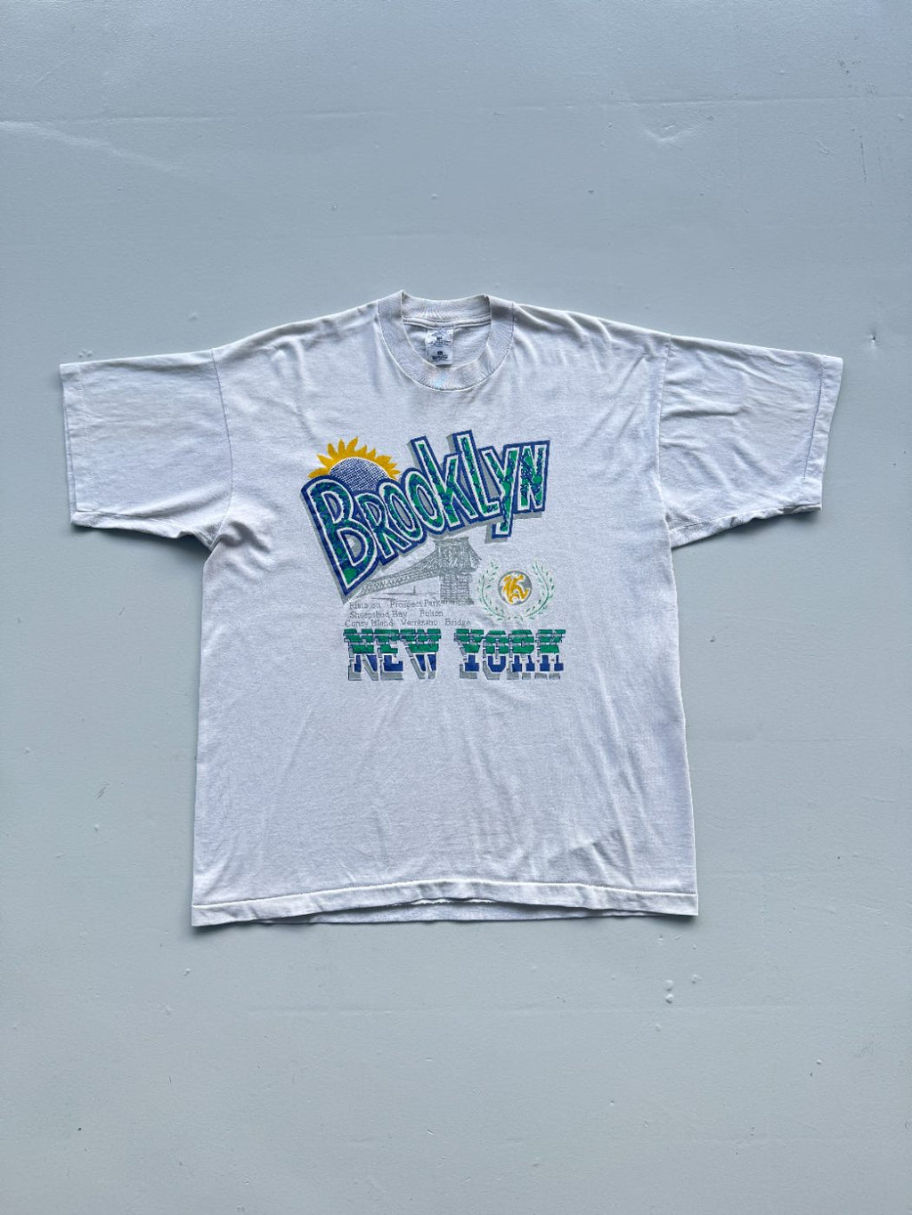 Brooklyn New York Single Stitch 90's Vintage Graphic T-Shirt - XL