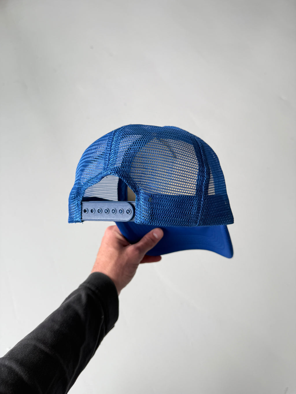 Blue Hawaiian Islands Tourist Vintage Foam and Mesh SnapBack Trucker Cap