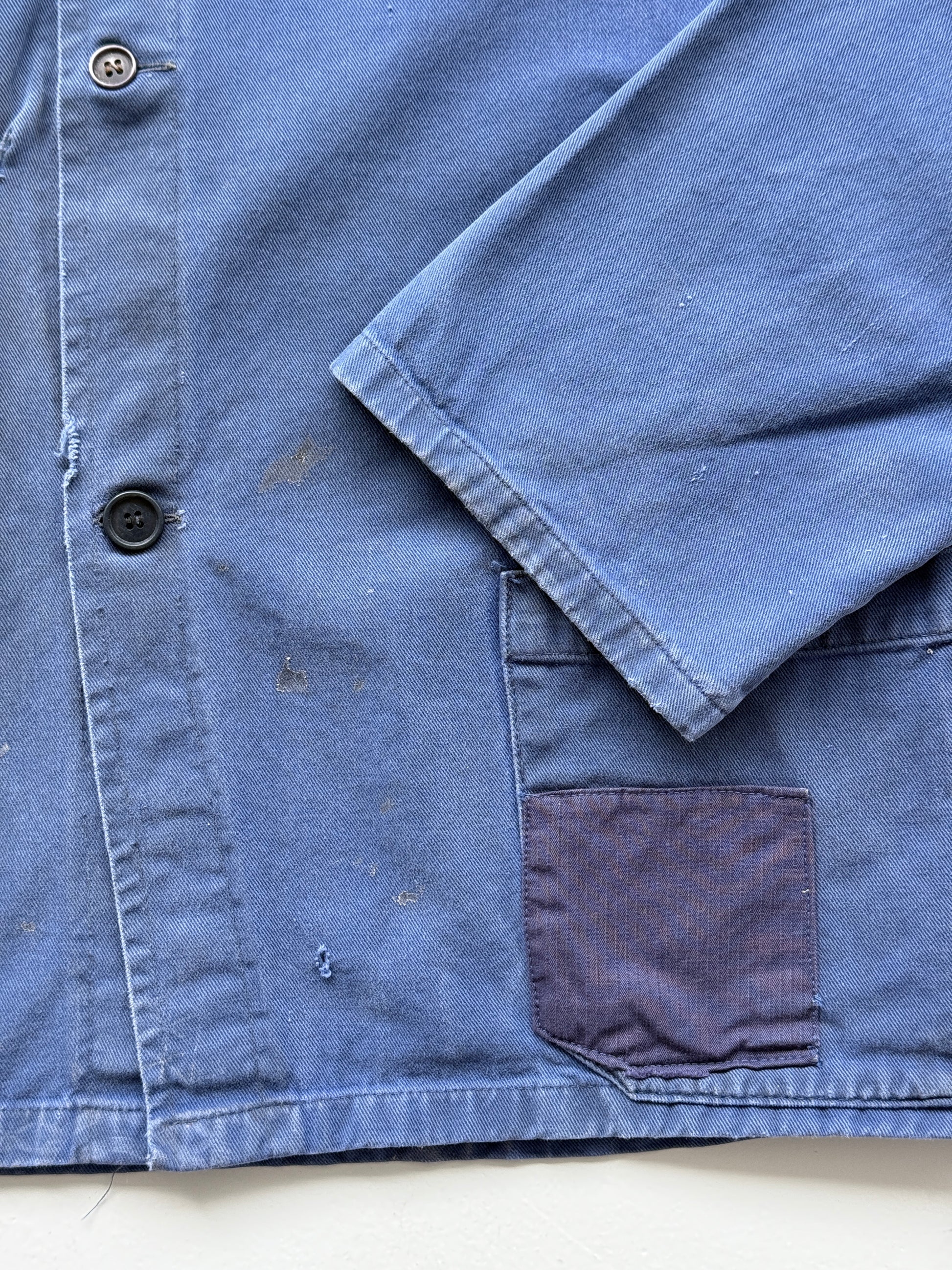 Thrashed Blue Chore Jacket 70's Vintage French Workwear CH138 - Large