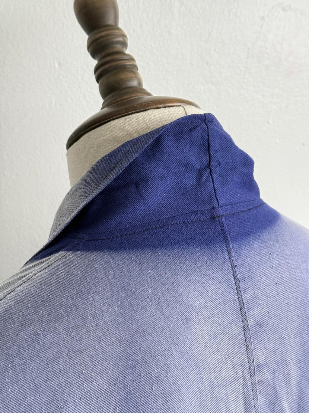 Faded Blue French 1970's Vintage Workwear Chore Jacket CH389 - Small