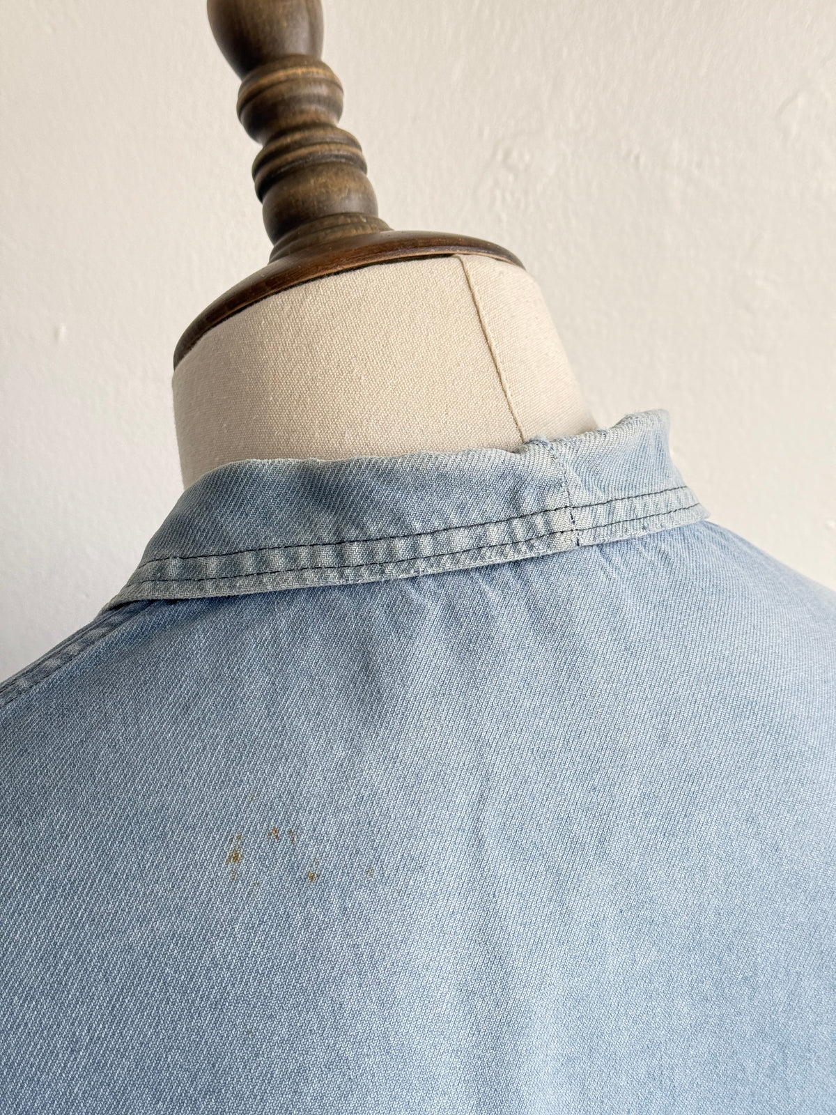 Thrashed Blue Le Mont Carmel 70s Vintage Workwear Chore Jacket CH515 - Medium