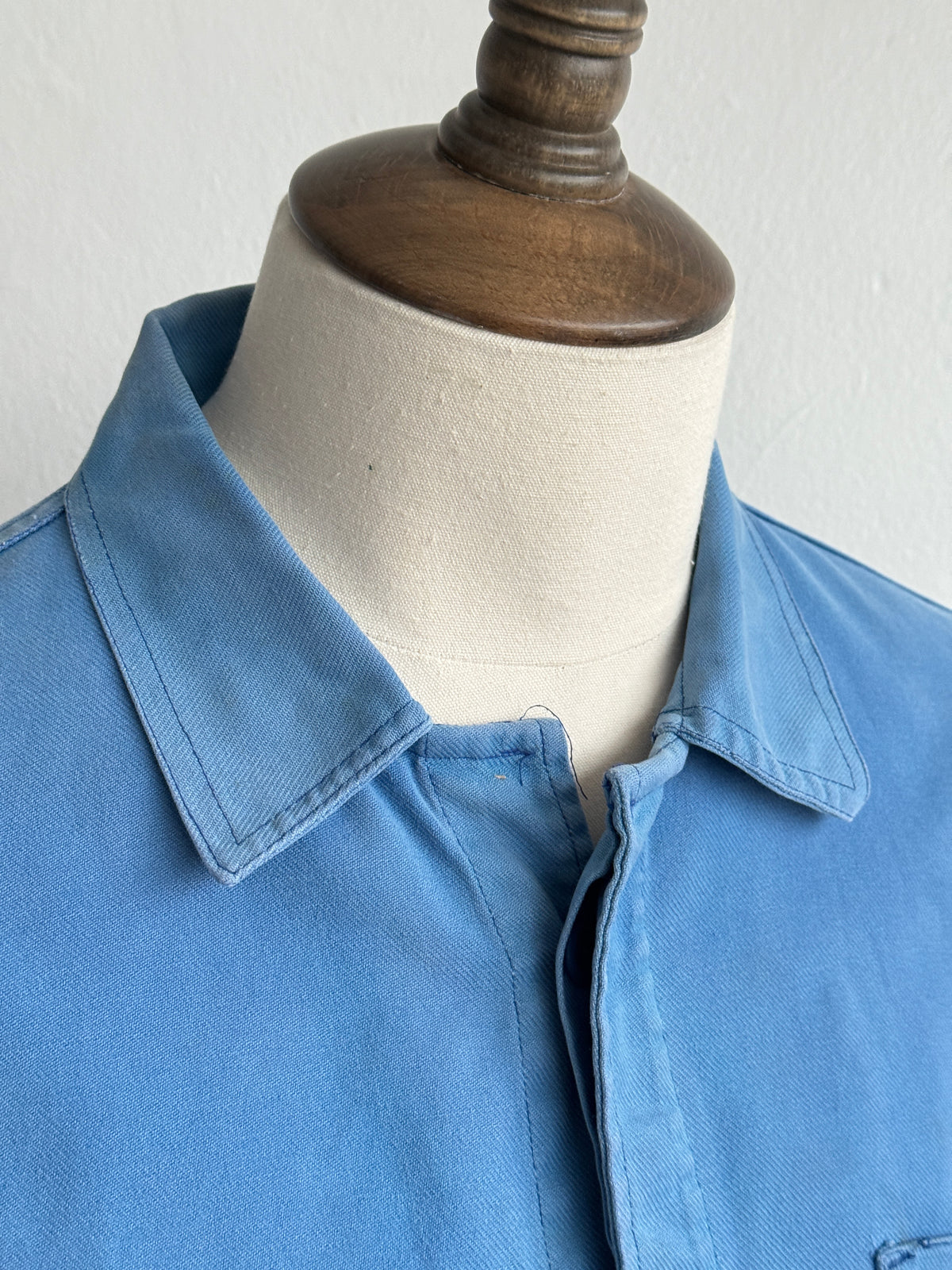 Thrashed Blue French 1970's Vintage Workwear Chore Jacket CH550 - Medium