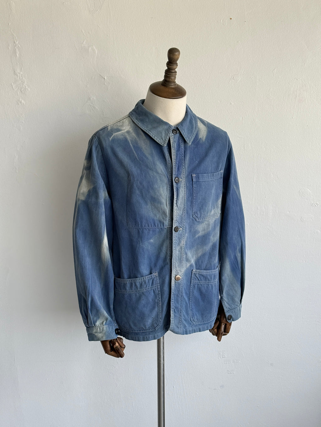 Faded Blue French 1950s/60s Vintage Workwear Chore Jacket CH519 - Medium