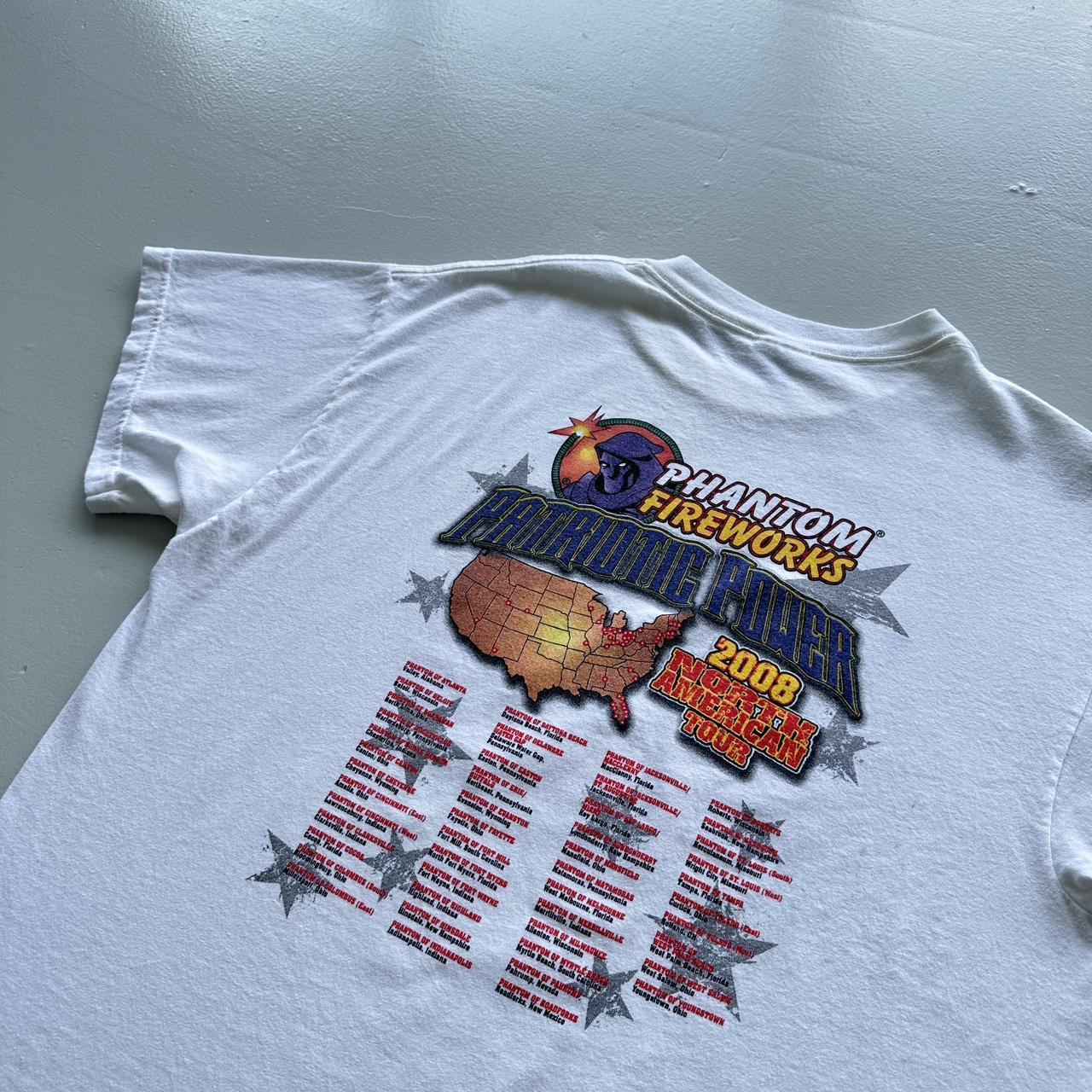 White Phantom Fireworks Vintage 00’s T-shirt - Large