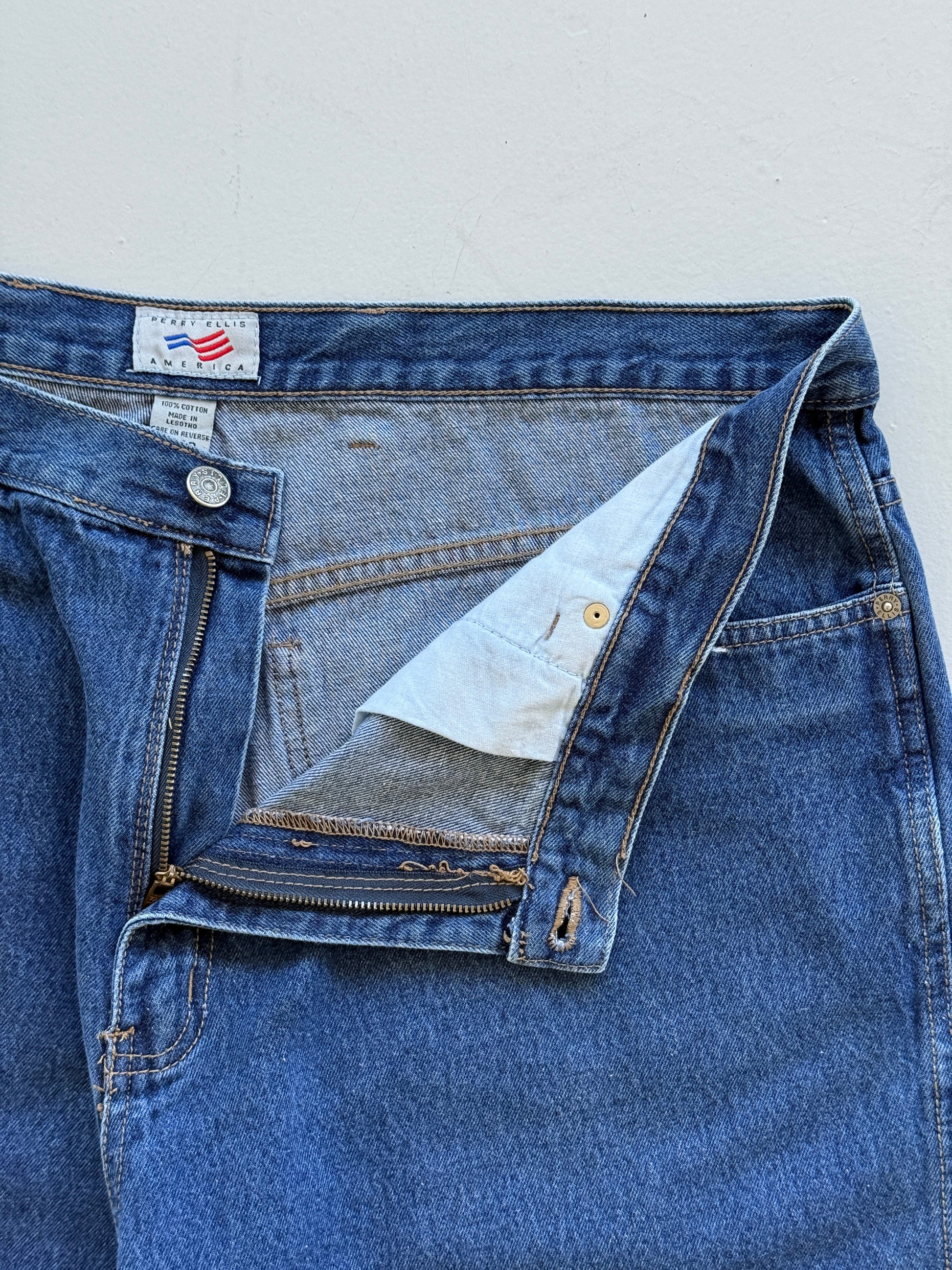 Mid Blue Perry Ellis 00's Vintage Baggy Hip Hop Denim Shorts - W40 x L11.5