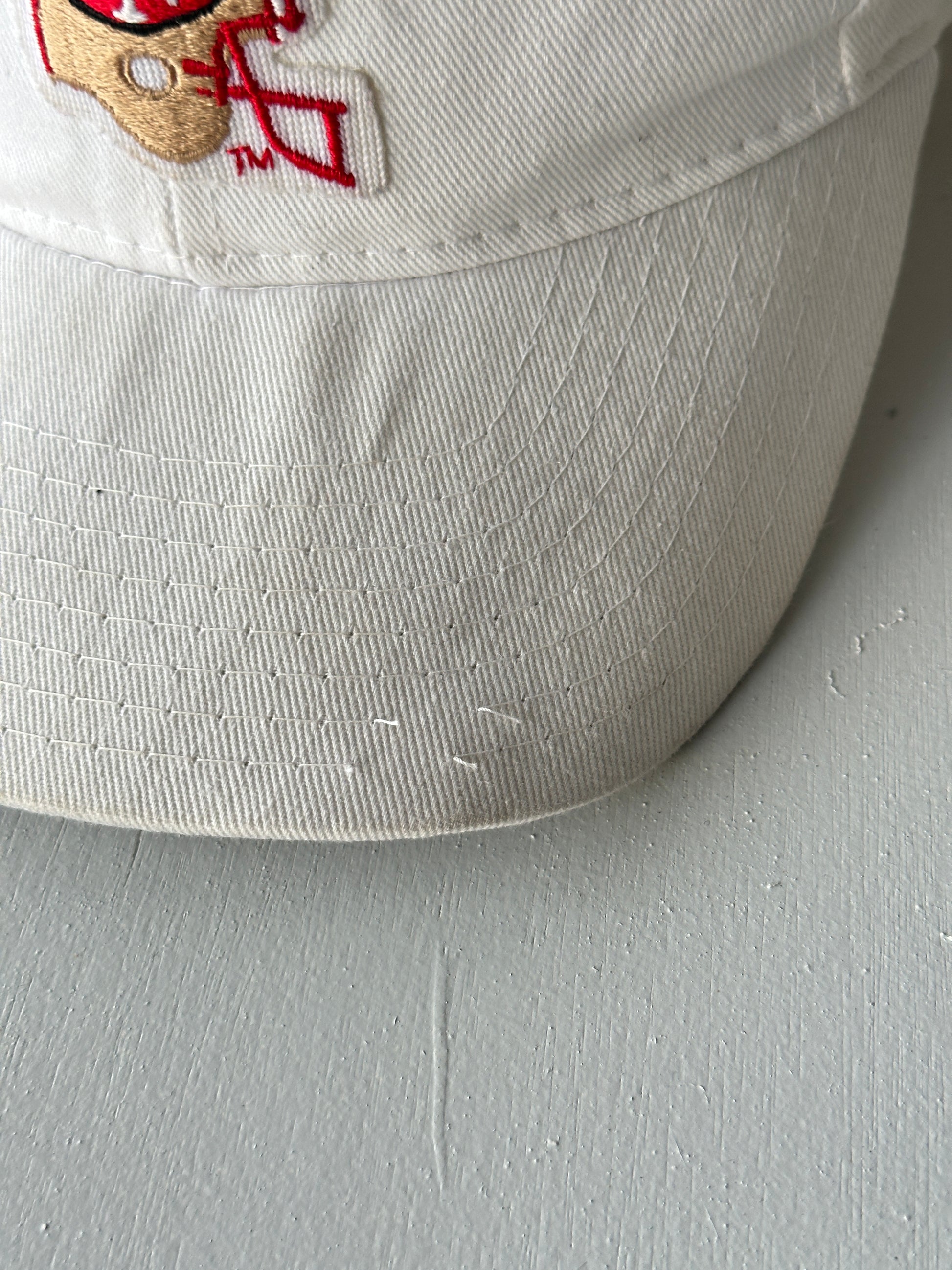 White New Era San Francisco 49ers 80's Vintage SnapBack Trucker Cap