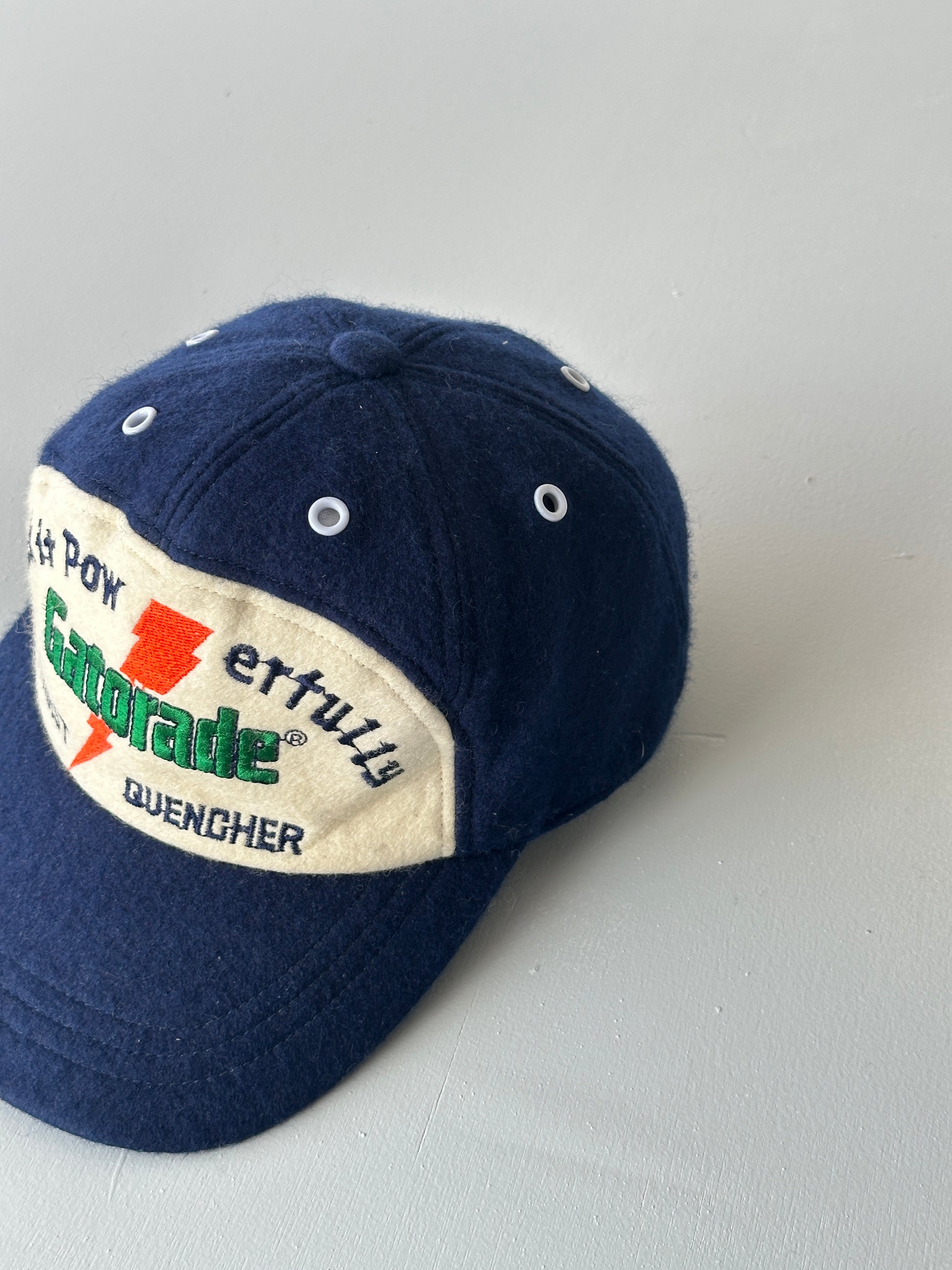 Navy Gatorade Thirst Quencher 80's Vintage SnapBack Trucker Cap