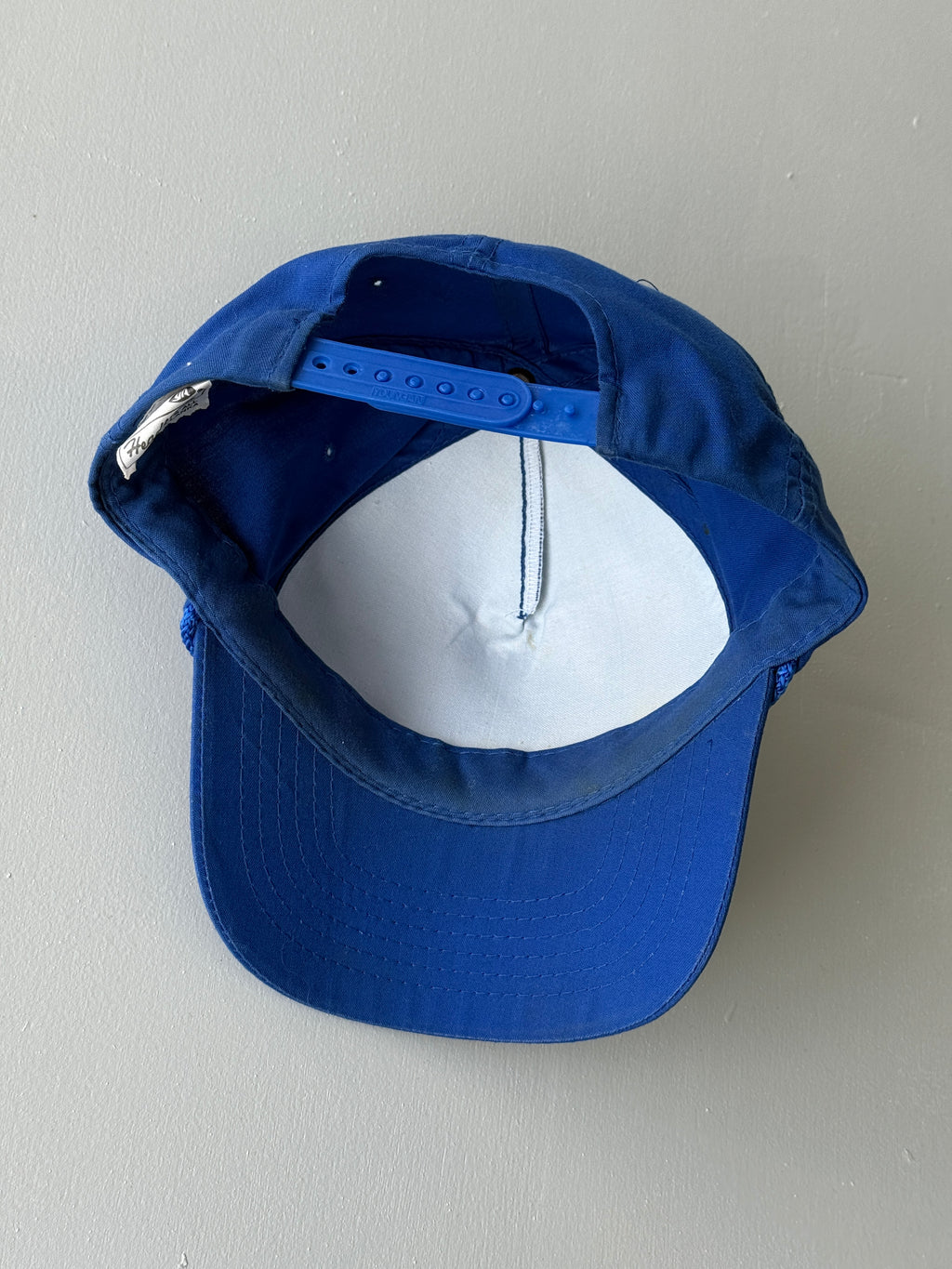 Blue Rucker Charolais Cattle 90's Vintage SnapBack Trucker Cap