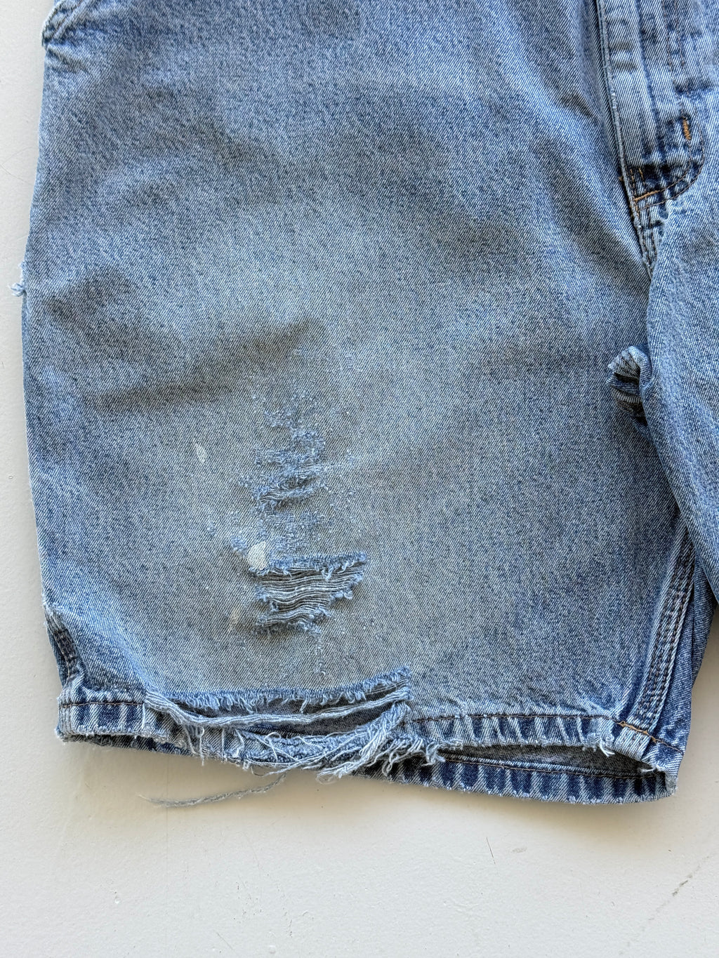 Blue Carhartt 90's Vintage Thrashed Denim Workwear Shorts - W38 x L8.5