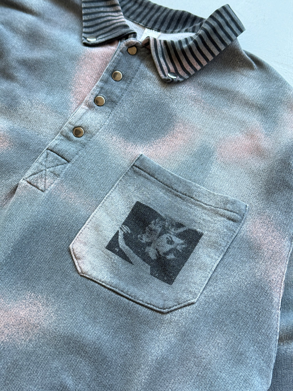 Grey Sun Faded Affect 90's Vintage Sweatshirt Polo Jumper - Medium