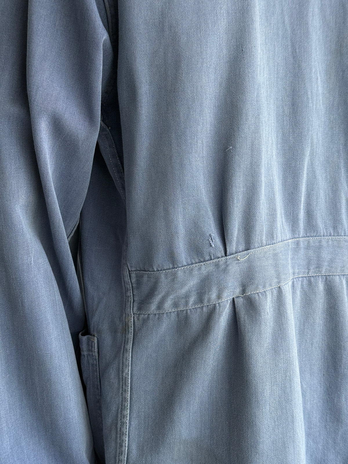 Thrashed Blue French 1950's Vintage Workwear Chore Jacket CH535 - Medium