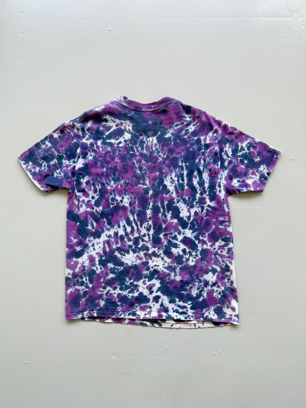 Purple Tie-Dye 90's Vintage Single Stitch Blank T-Shirt - Medium