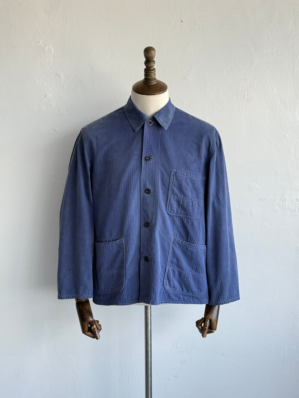 Faded Blue French Herringbone 1970s Vintage Workwear Chore Jacket CH462 - Small
