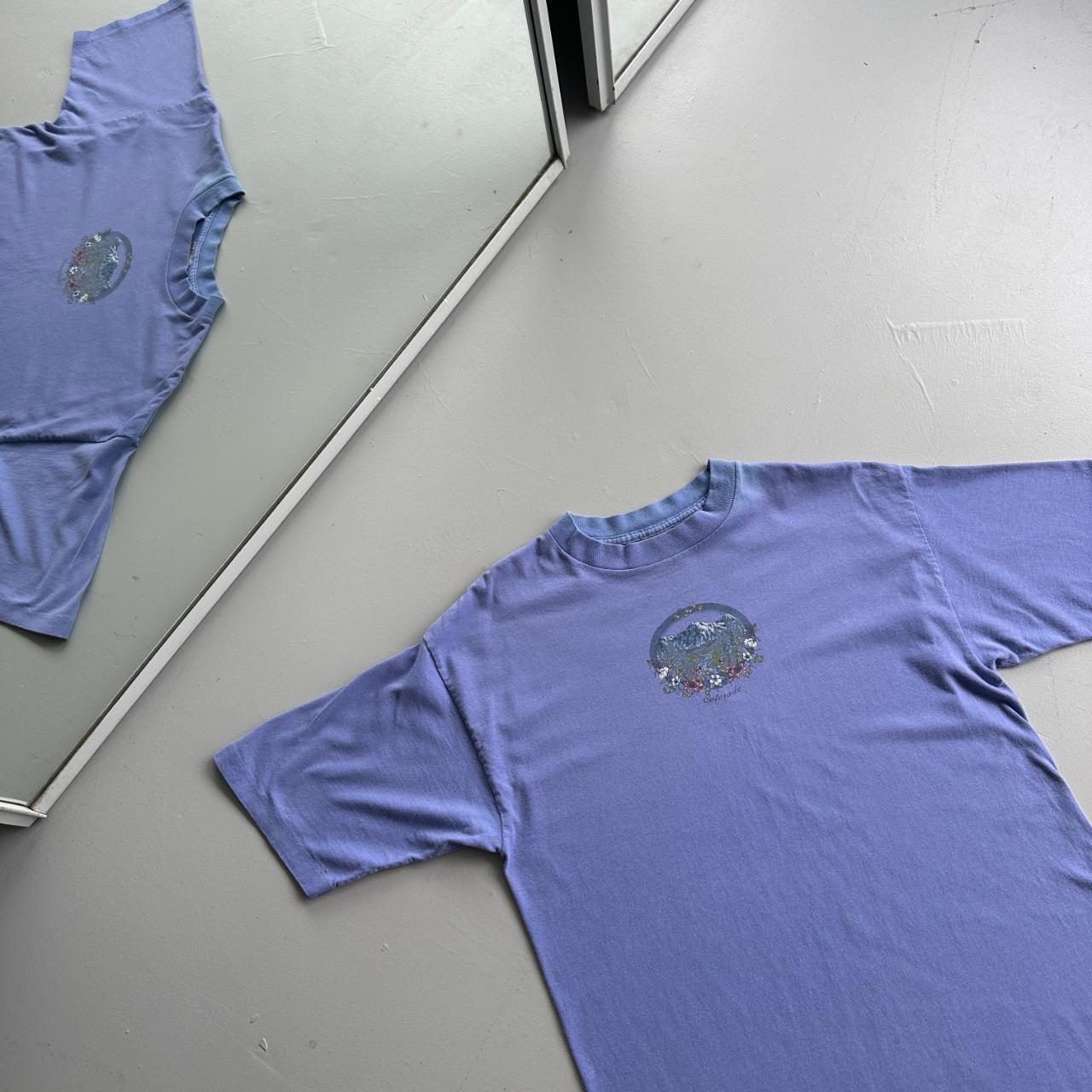 Faded Lilac Colarado Flowers / Mountain 90s Vintage T-shirt - Large