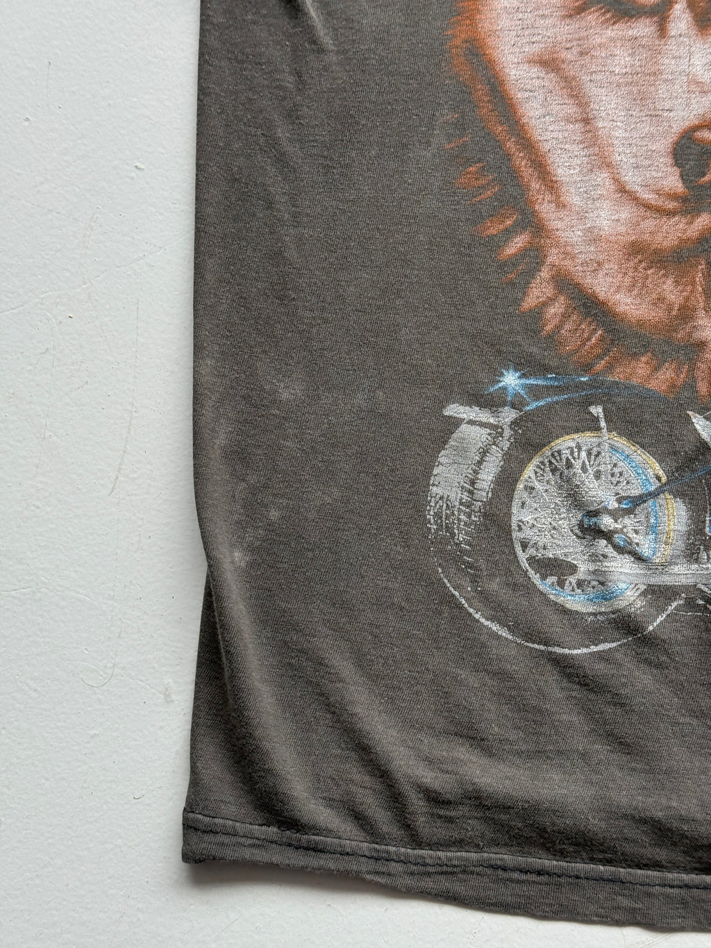Faded Thrashed Wolf Wild Life Biker 90's Vintage Graphic T-Shirt - XL