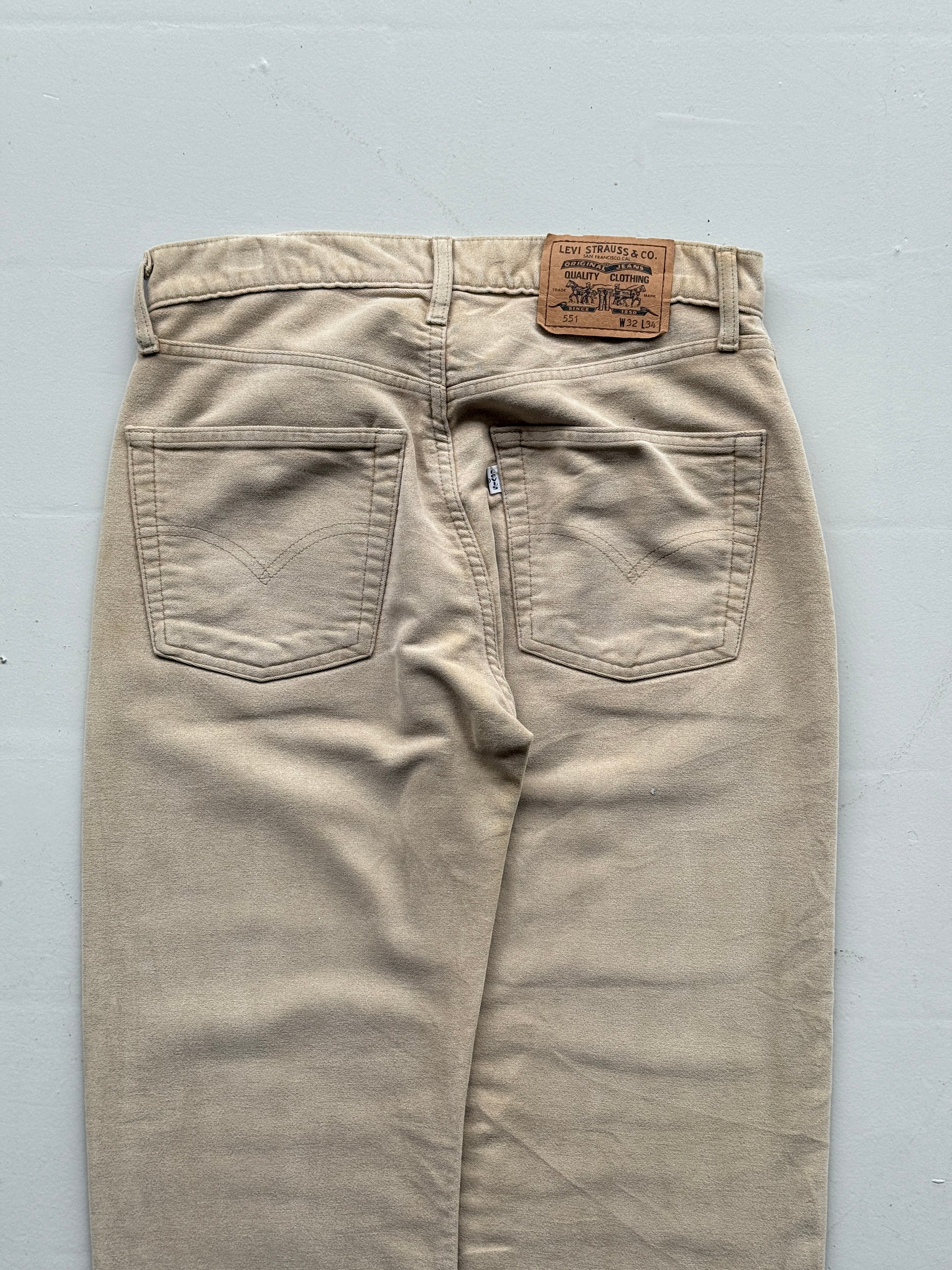 Cream Levis 00's Vintage Type 551 Trousers - W32 x L33