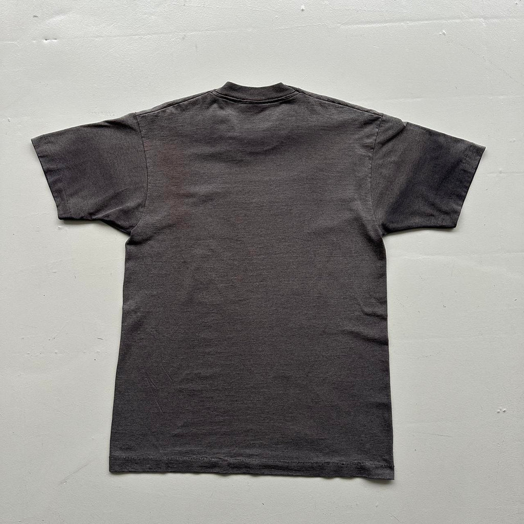 Black South Dakota Vintage 90's Graphic T-shirt - Medium