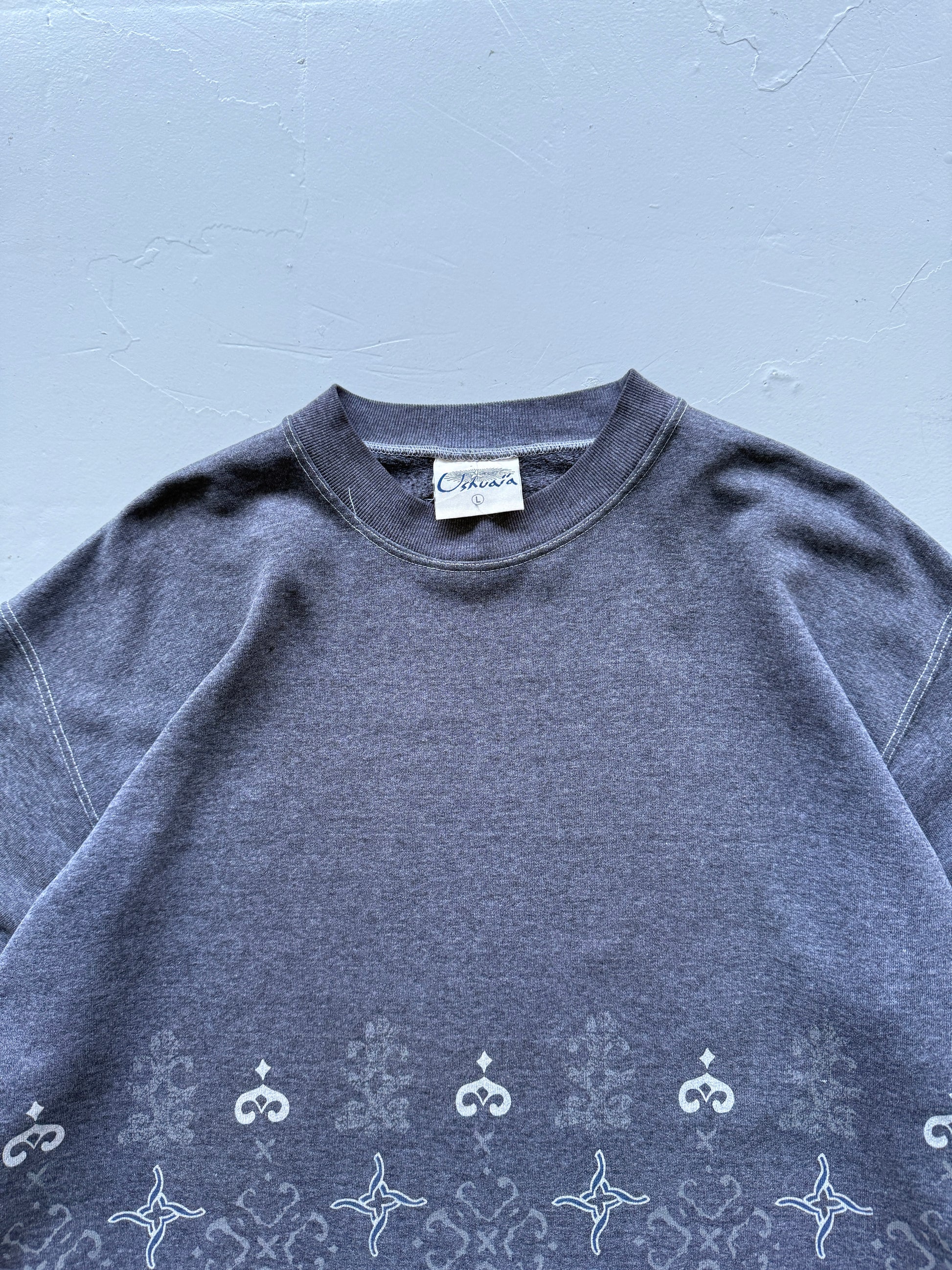 Grey Ushuaia 90's Vintage Surfer Graphic Sweatshirt - Large