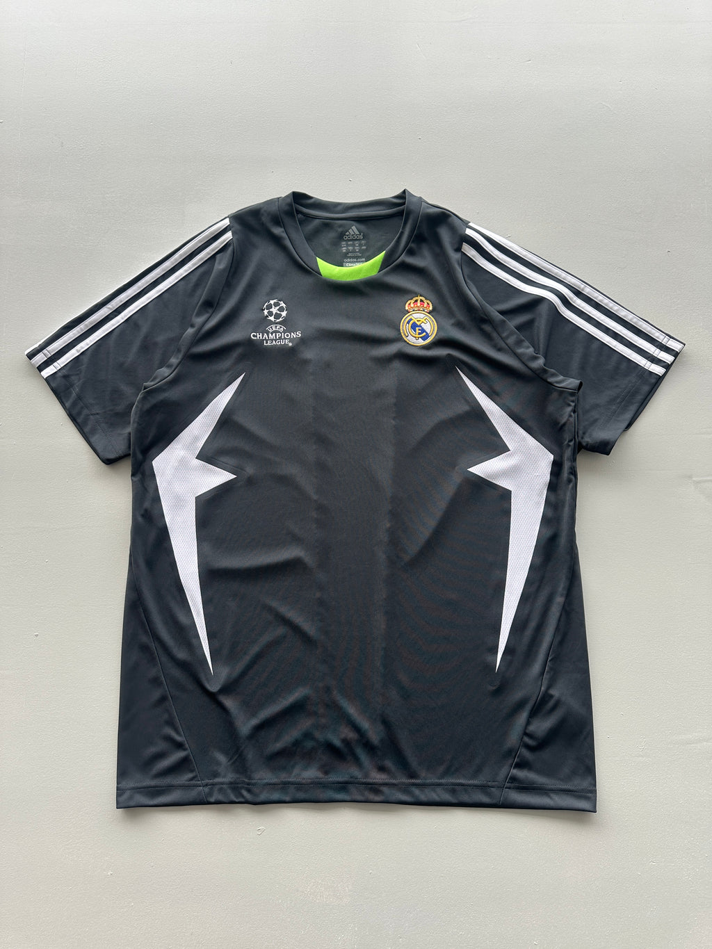 Adidas Real Madrid UCL Training 00's Vintage Football Shirt - Large