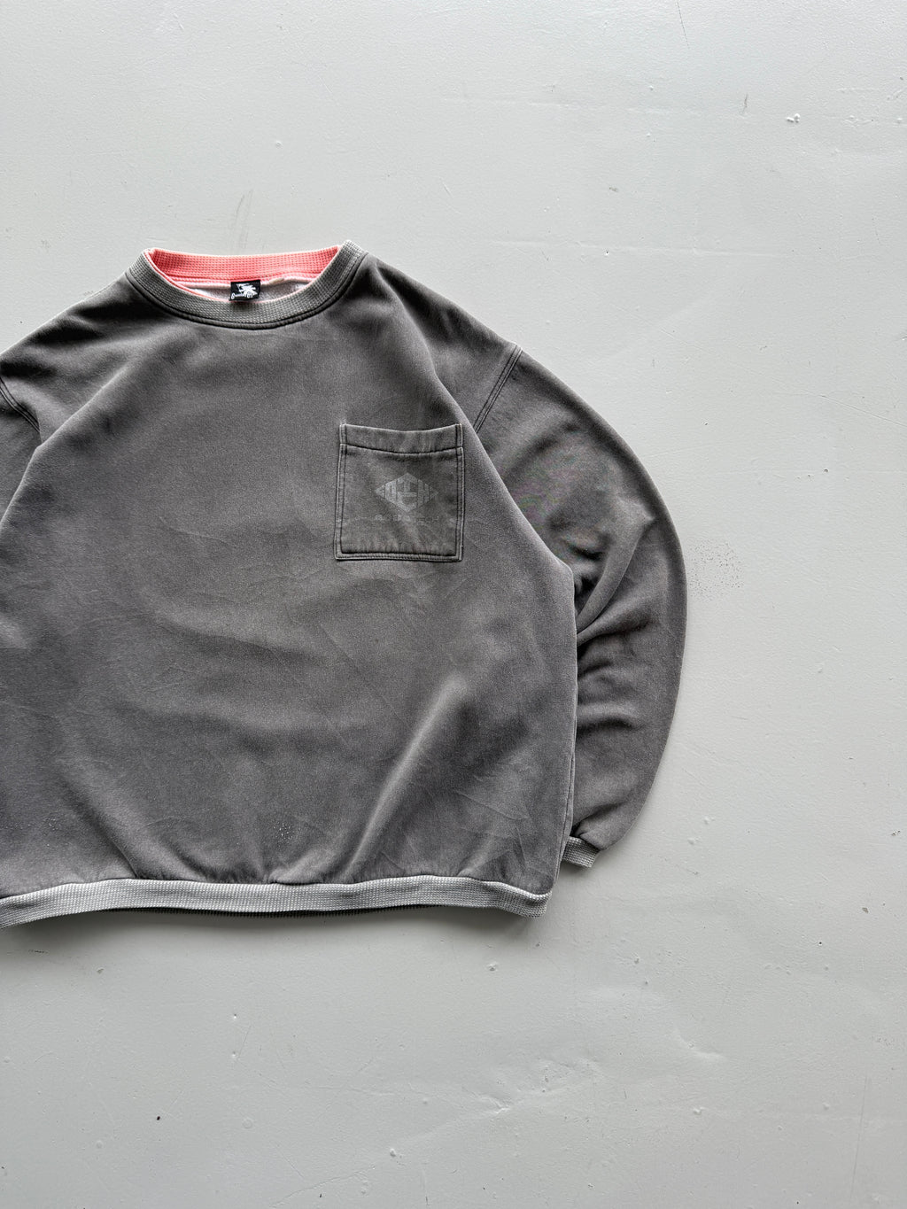 Grey Gotcha 90's Vintage Surfer Graphic Sweatshirt Jumper -  BoxyXL