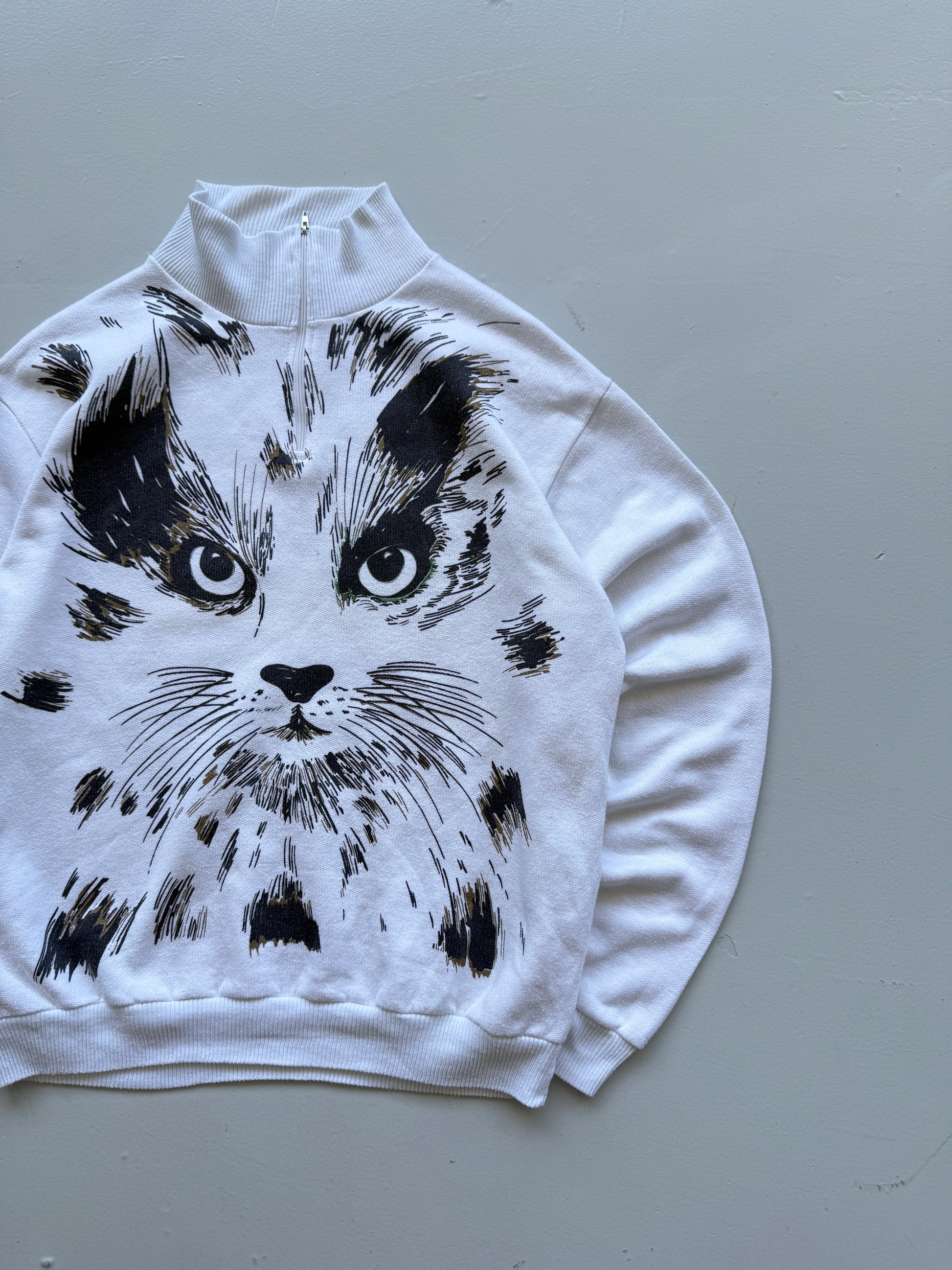 White Cat Graphic 80's Vintage Quarter Zip Sweatshirt - Medium