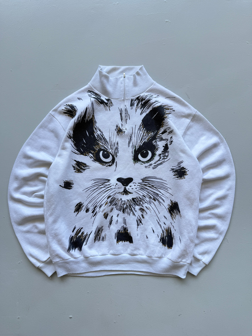 White Cat Graphic 80's Vintage Quarter Zip Sweatshirt - Medium