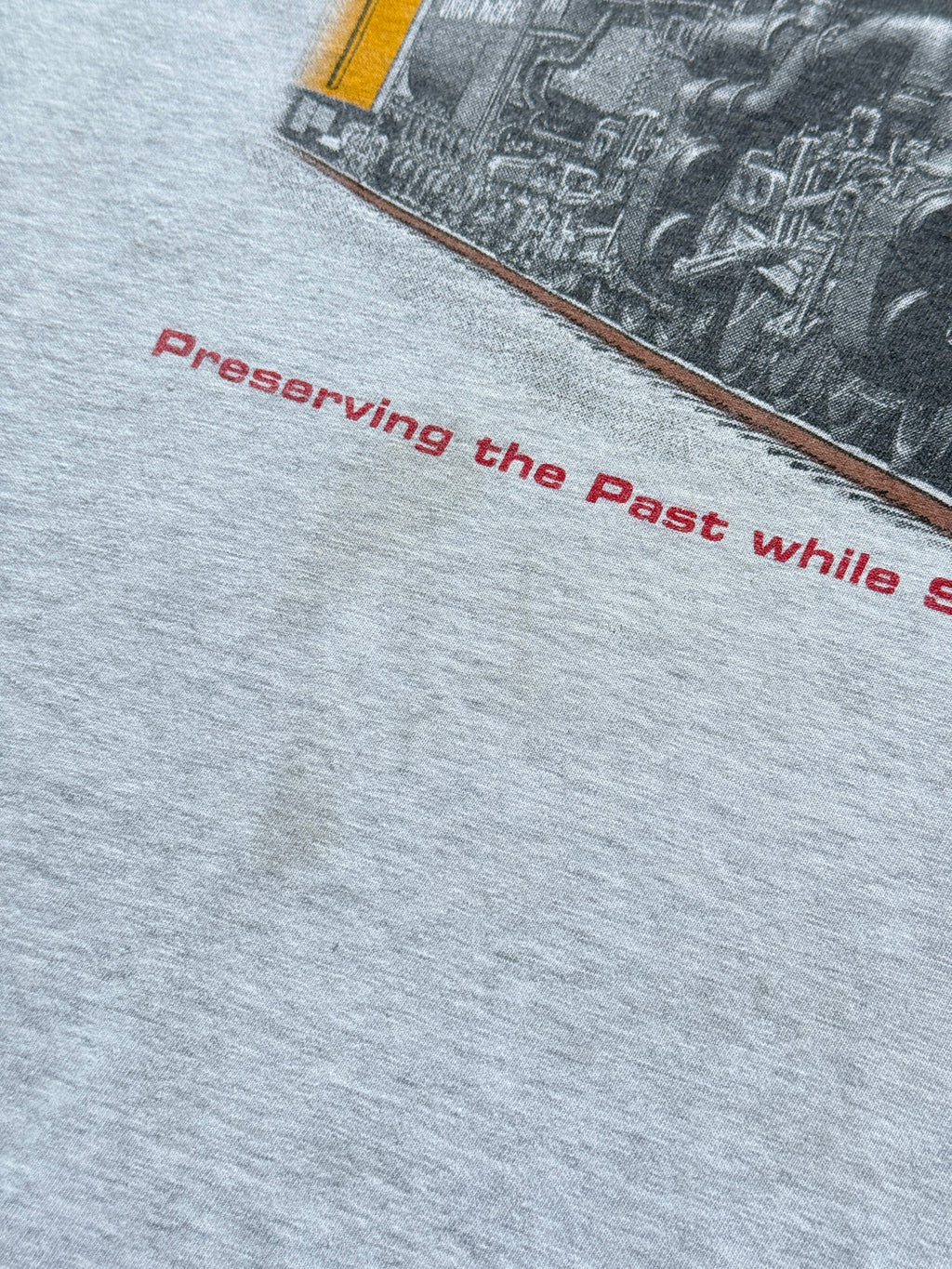 Grey Union Pacific 00's Vintage Train Graphic T-Shirt - XL