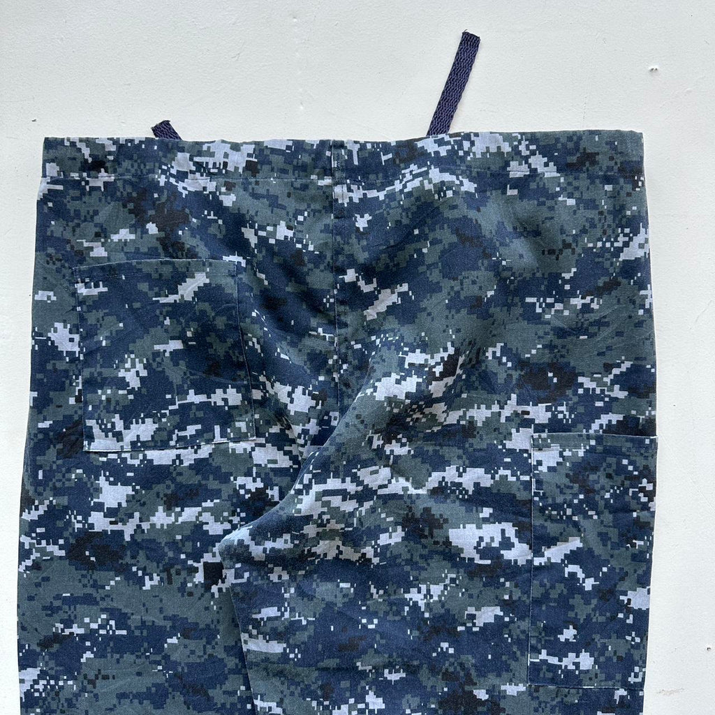 Navy Digital Camo Military Lightweight Cargo Pants - 36/38" x 30"