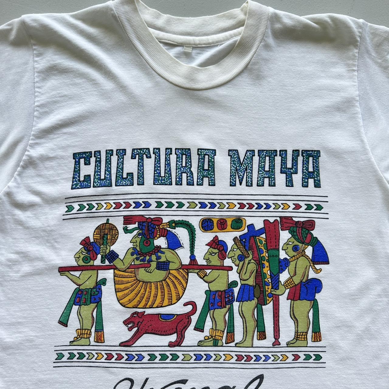 White Aztec 90s Vintage T-shirt - Small