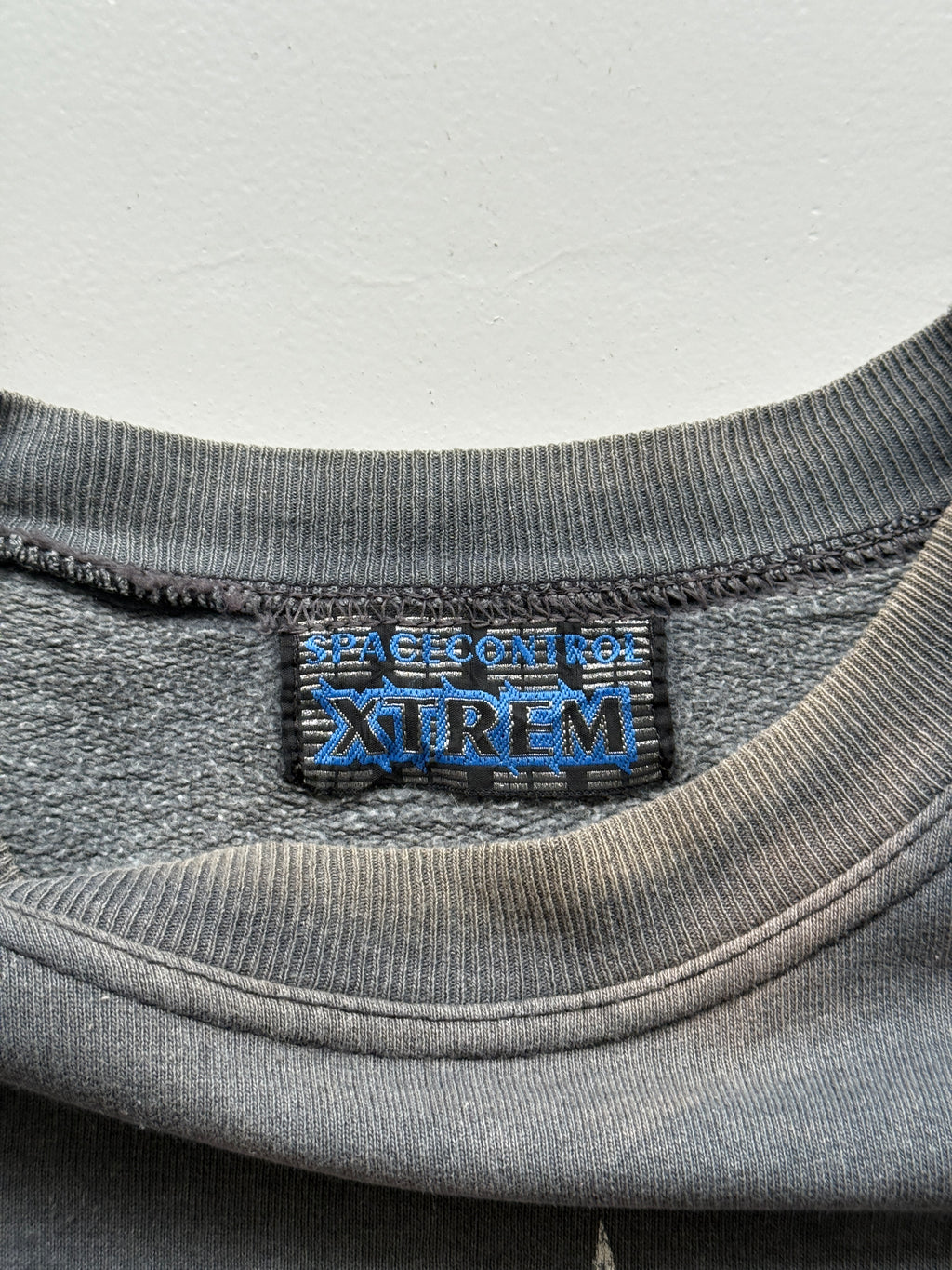 Faded Grey Cybergasm 90's Vintage Sci-Fi Rave Graphic Sweatshirt Jumper - XL