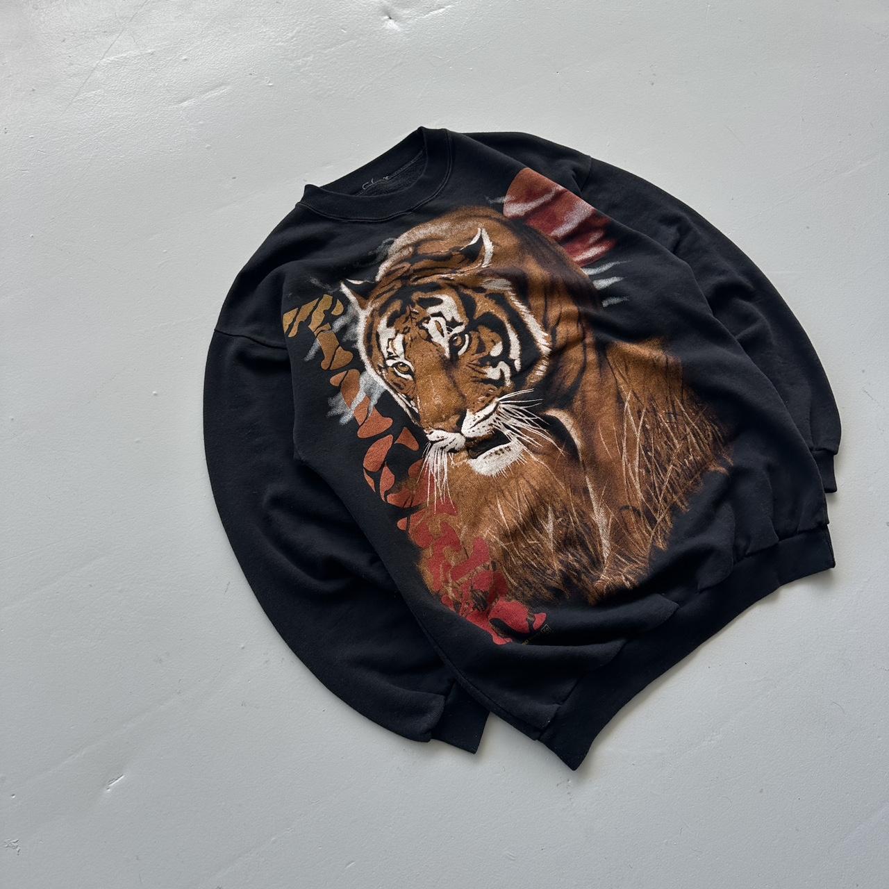 Black Tiger 90’s Vintage Graphic Sweatshirt - Medium