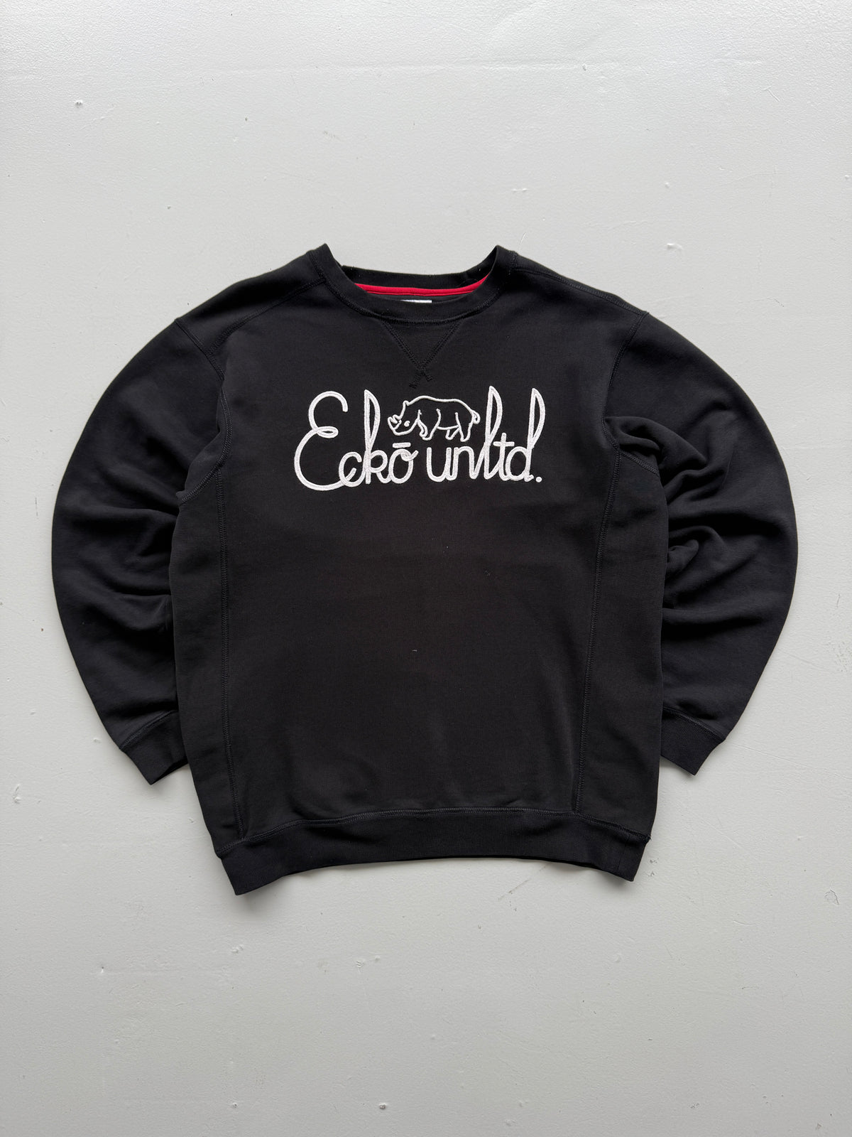 Ecko Unltd. Embroidered Logo Y2K Vintage Sweatshirt