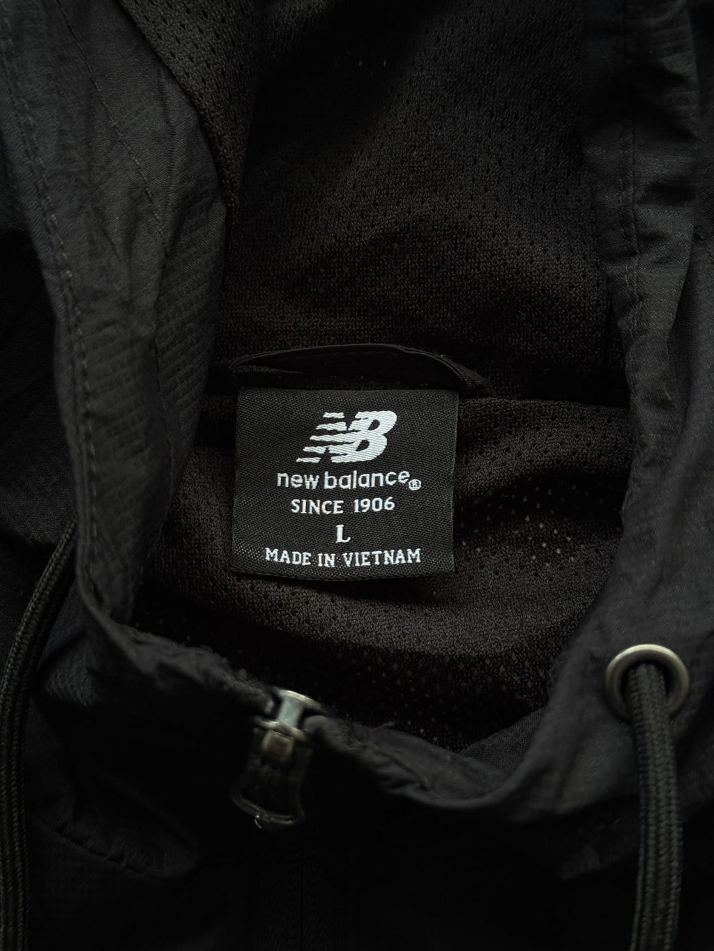 New Balance Since Hooded Windbreaker Jacket - Large