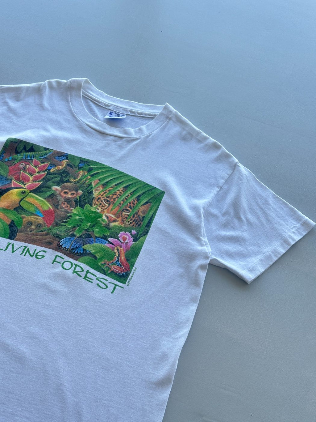 Human-i-Tees The Living Forest 90's Vintage Single Stitch T-Shirt - XL