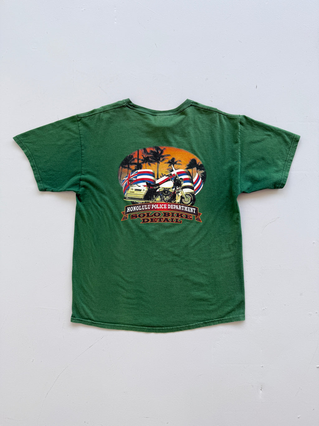 Green Honolulu Police 00's Vintage Graphic T-Shirt - Medium