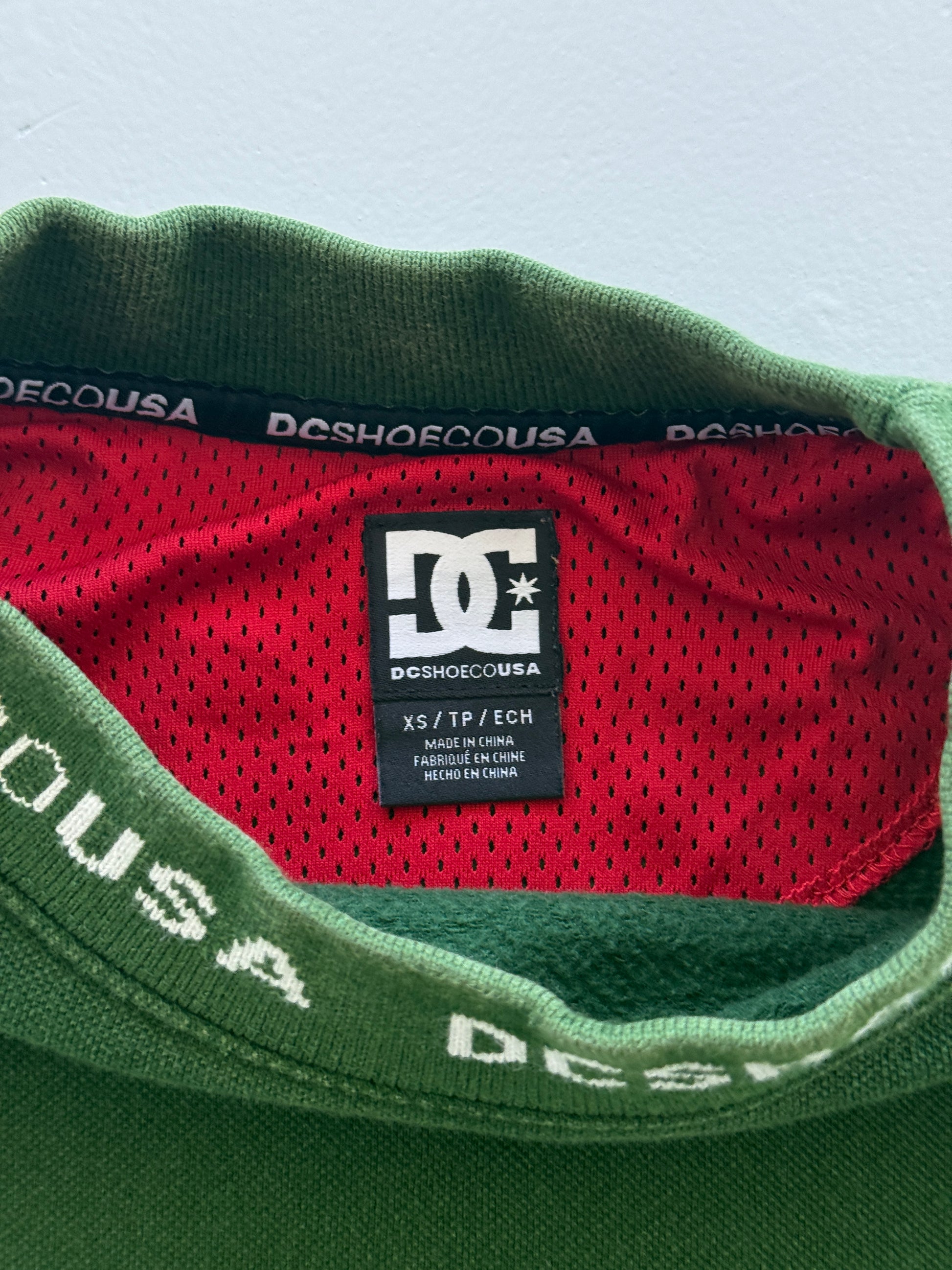 Green DC Shoes 00's Vintage Y2K Skate Crewneck Sweatshirt - XS