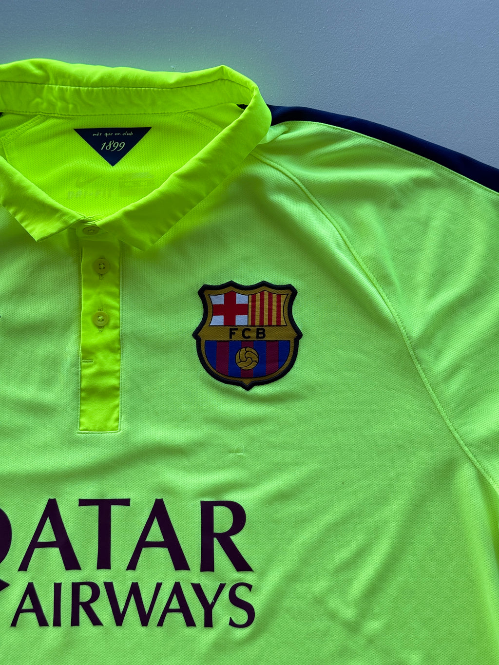 Nike FC Barcelona 2014 Away Vintage Football Shirt - XL