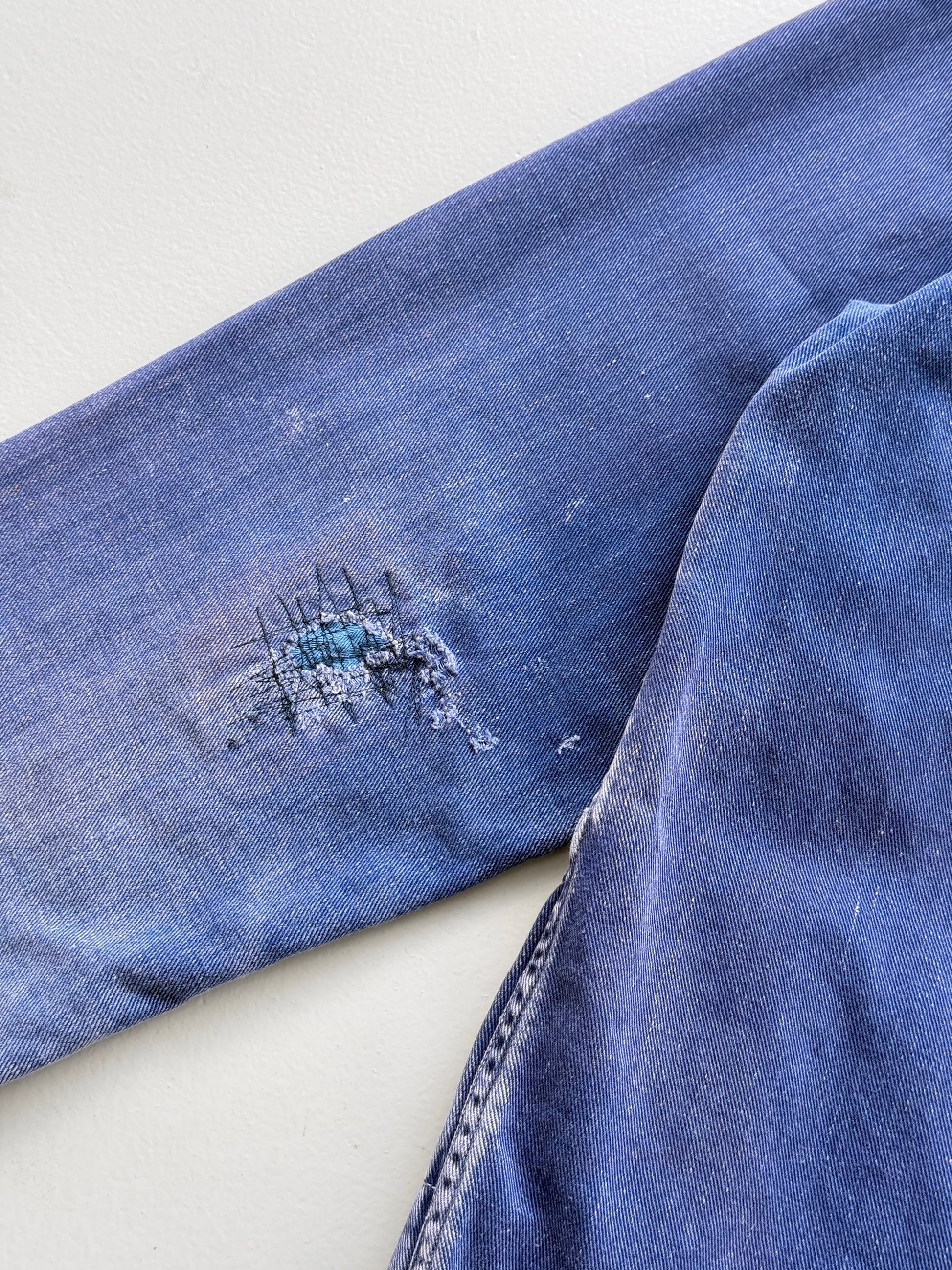 Thrashed Blue French 60's/70's Vintage Workwear Chore Jacket CH384 - Medium