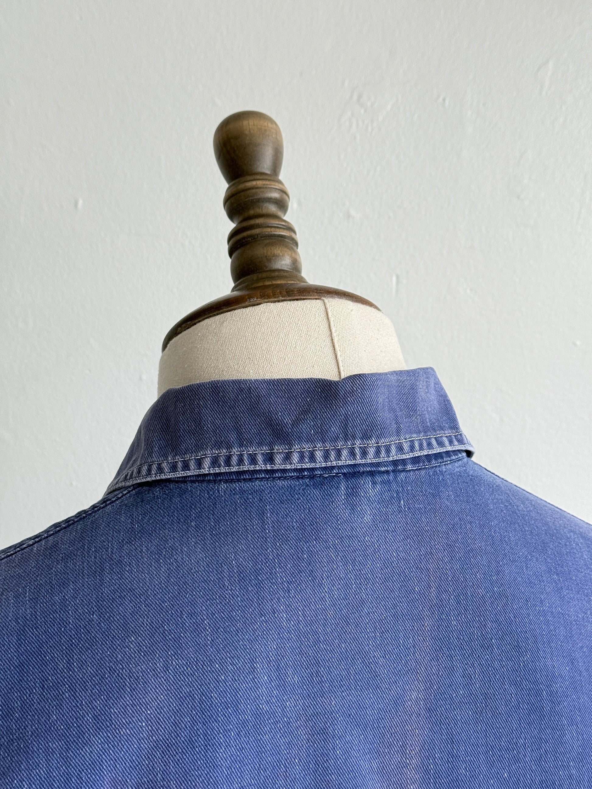 Faded Blue French Vintage Workwear Chore Jacket CH394 - Small